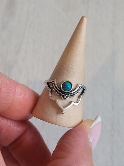 Silver detailed ring / Point ring / Elegant / Minimal / Minimalist / Gift / Ethnic jewellery