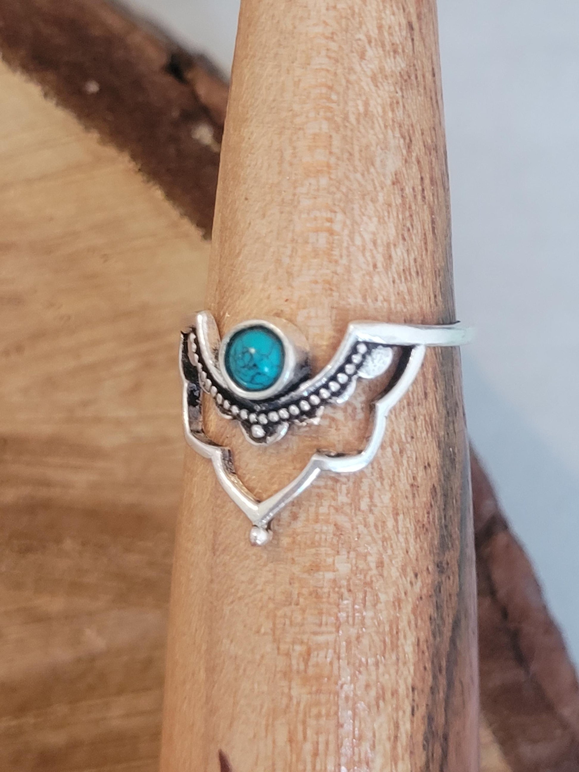 Silver detailed ring / Point ring / Elegant / Minimal / Minimalist / Gift / Ethnic jewellery