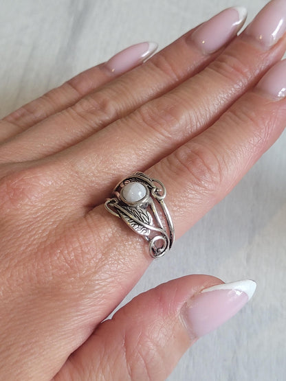 Silver feather ring / Statement / Gift / Ethnic / Elegant / Brass jewellery / Pretty / Gift idea / Detailed ring