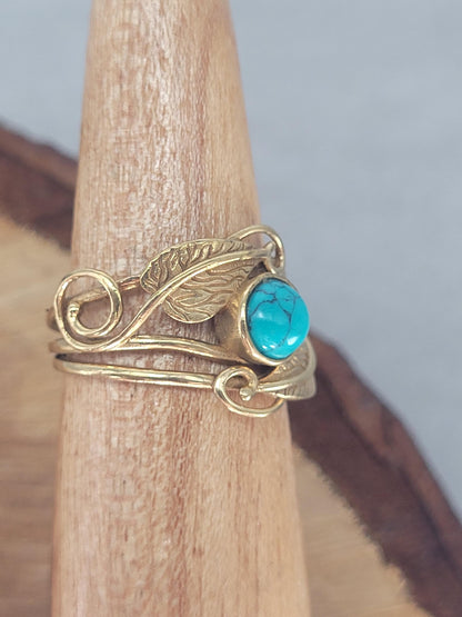 Gold feather ring / Statement / Gift / Ethnic / Elegant / Brass jewellery / Pretty / Gift idea / Detailed ring