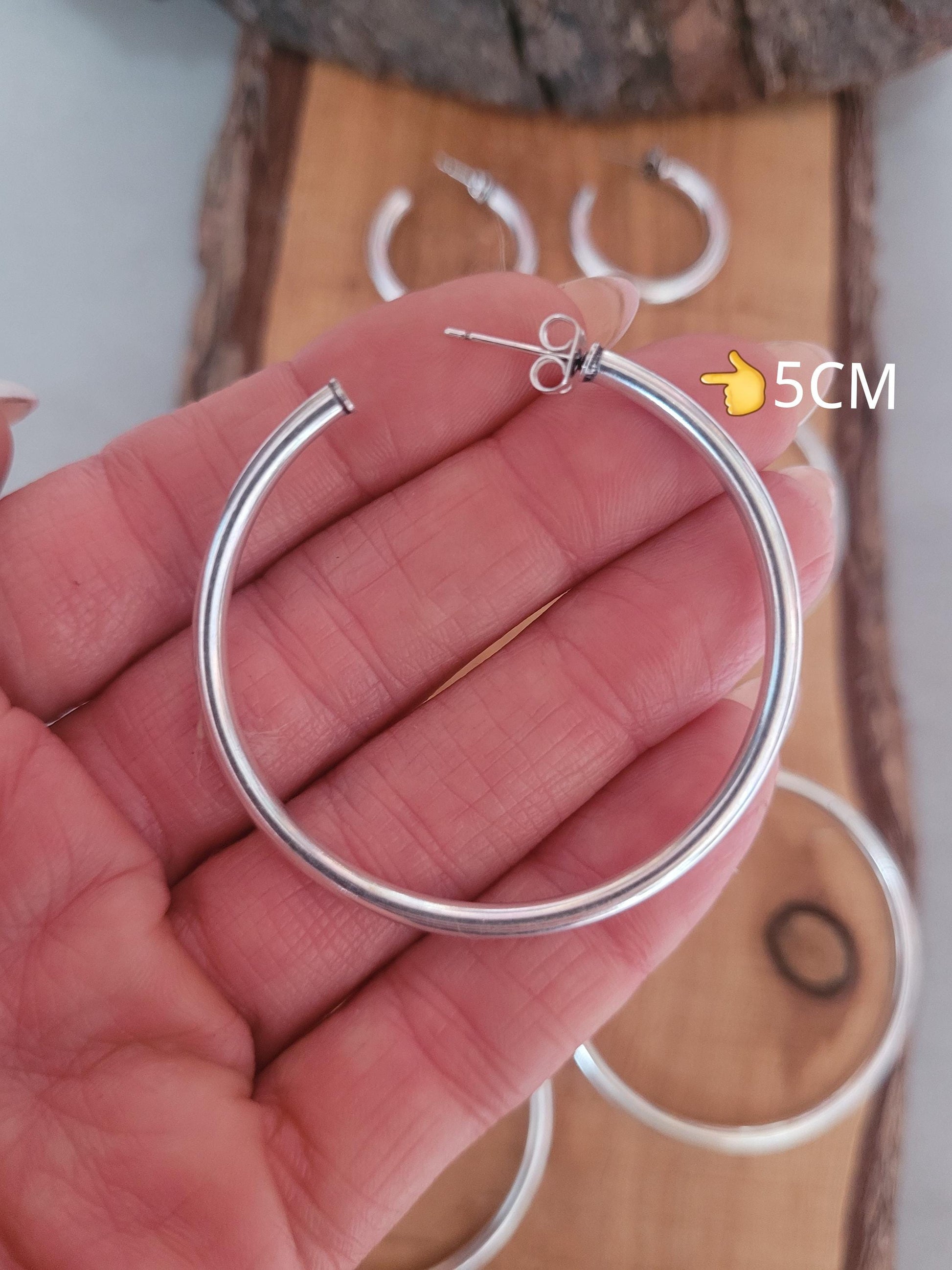 Thin silver hoops / Hoop earrings / Small hoops / Large hoops / Elegant / Everyday wear / Lightweight / Minimal / Boho / Gift