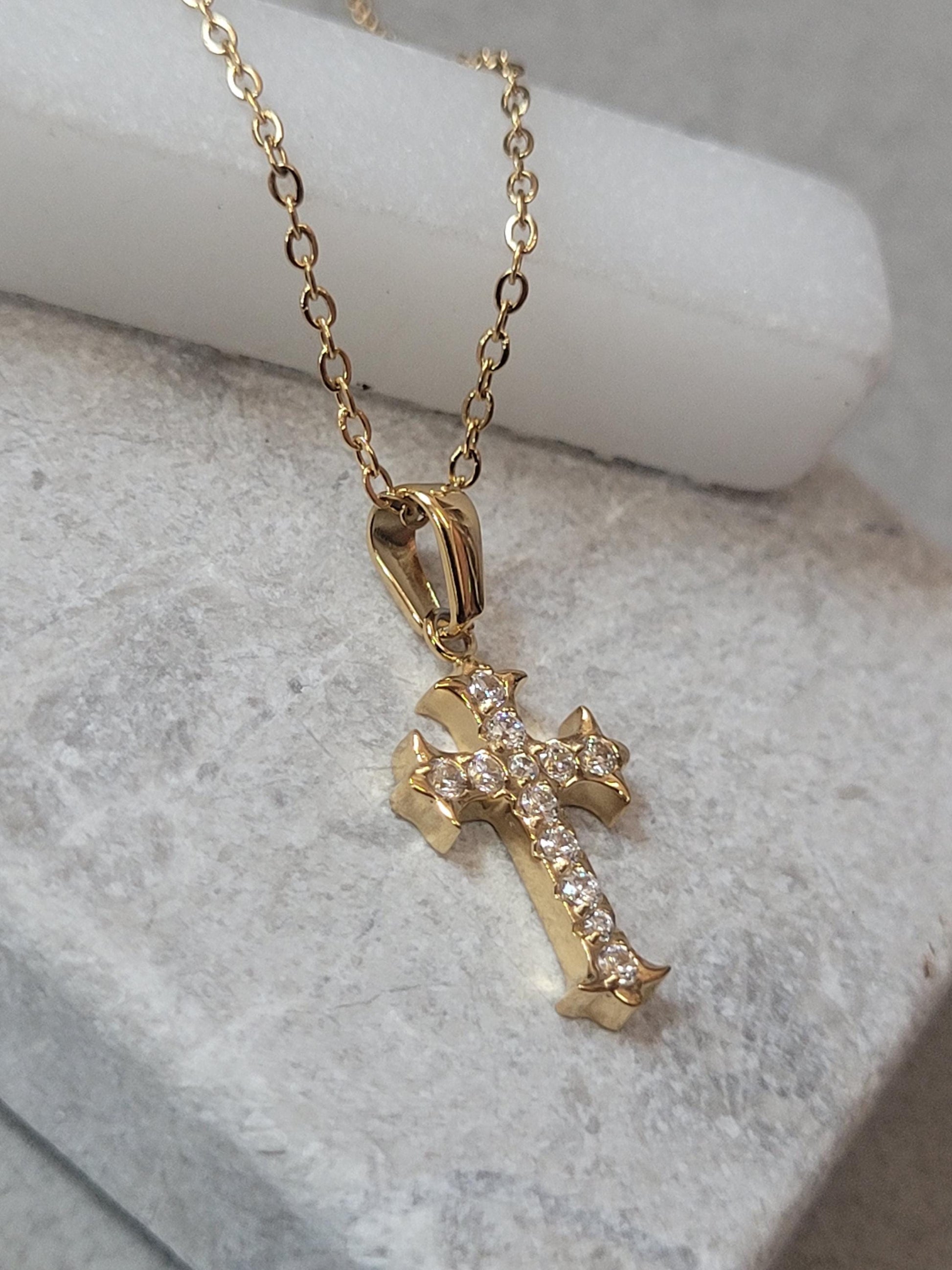 Golden Cross necklace / Faith jewellery / Gold / Simple / Simplicity / Minimal / Gift / Cute / Pretty / Waterproof jewellery