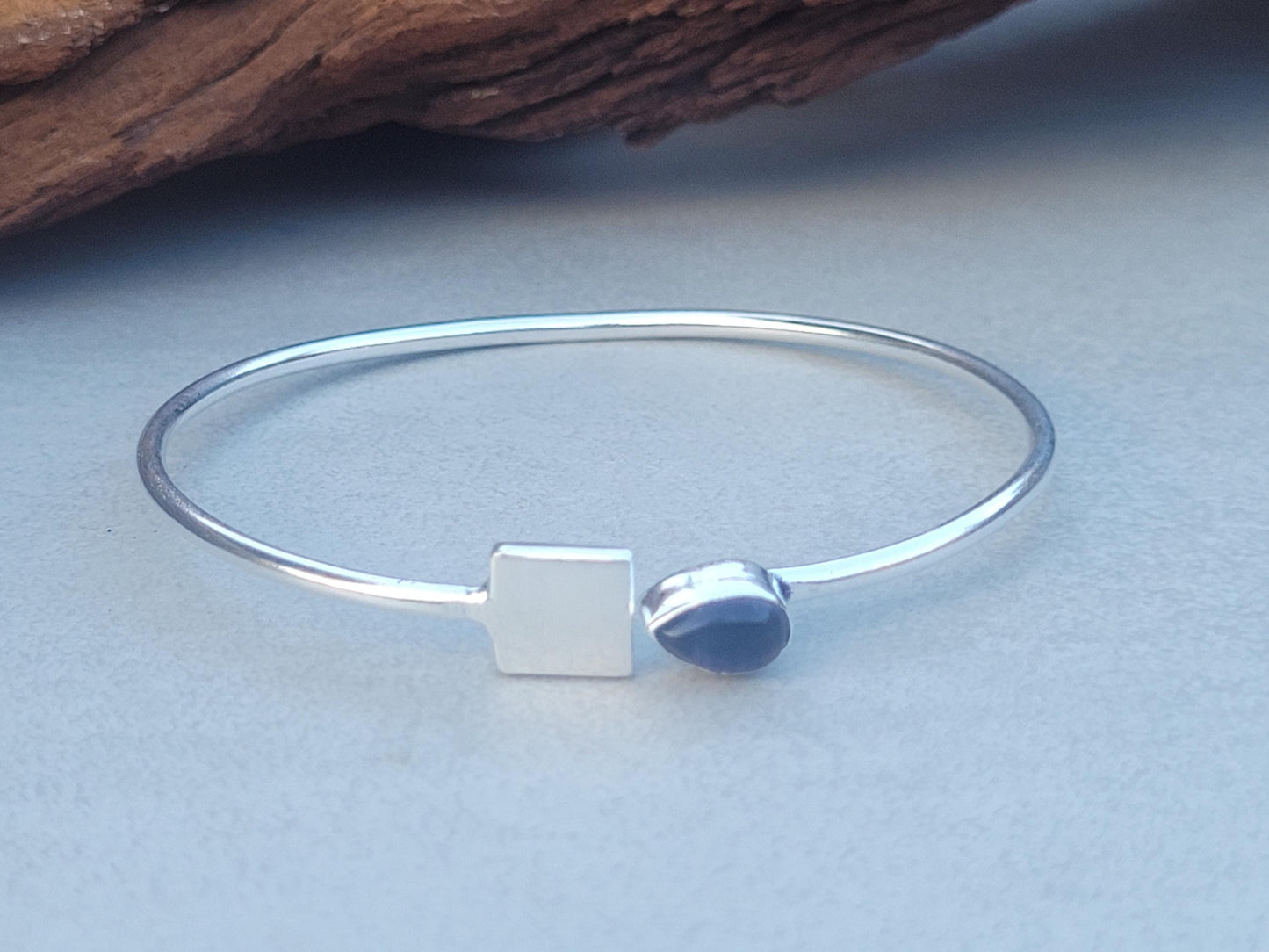 Silver bangle / Simple bracelet / Minimal / Minimalist / Elegant / Adjustable / Gift / Silver jewellery / Boho