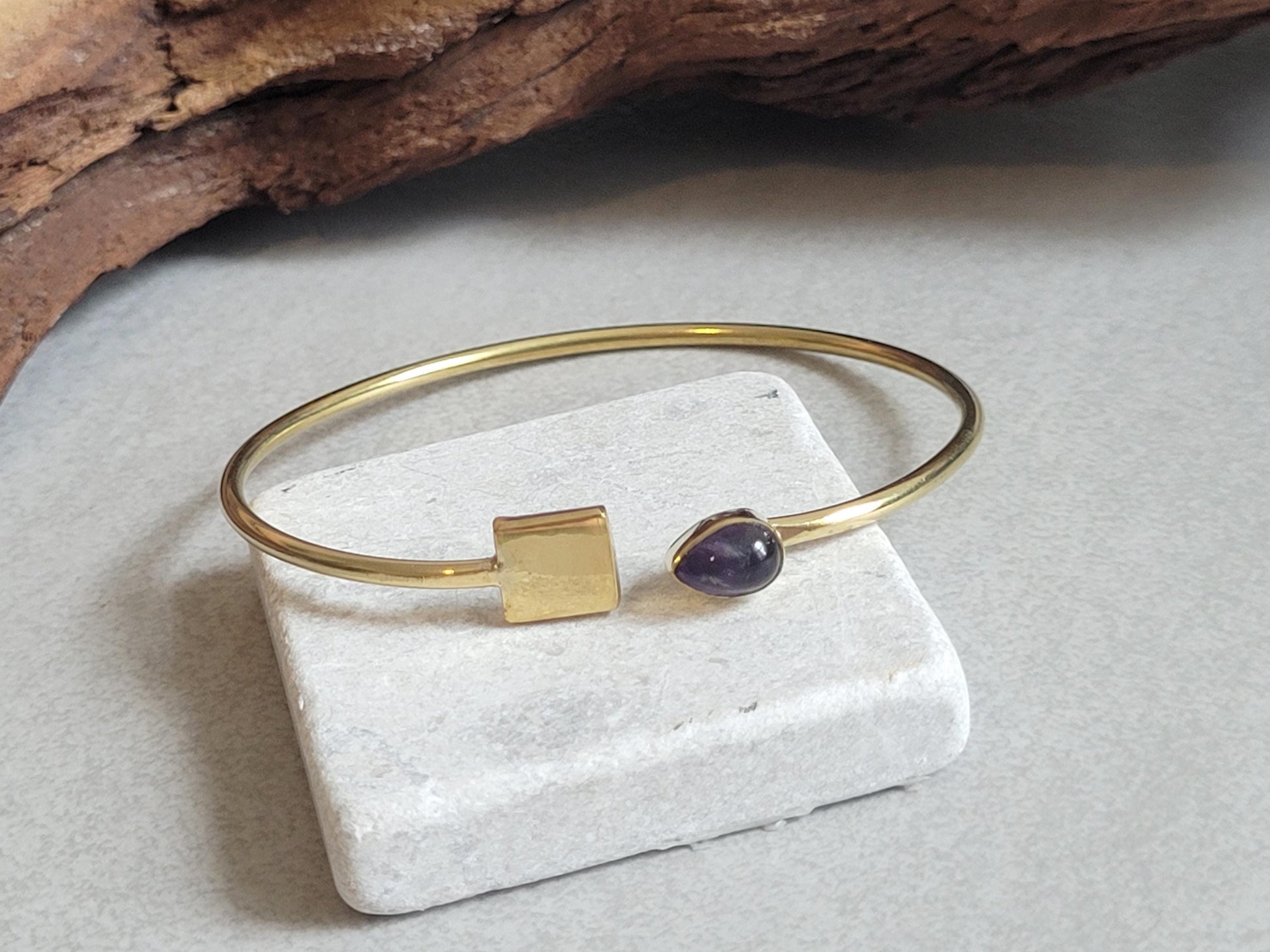 Golden bangle / Simple bracelet / Minimal / Minimalist / Elegant / Adjustable / Gift / Silver jewellery / Boho / Brass/ Gold