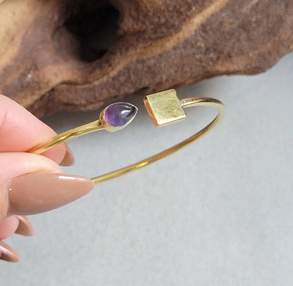 Golden bangle / Simple bracelet / Minimal / Minimalist / Elegant / Adjustable / Gift / Silver jewellery / Boho / Brass/ Gold