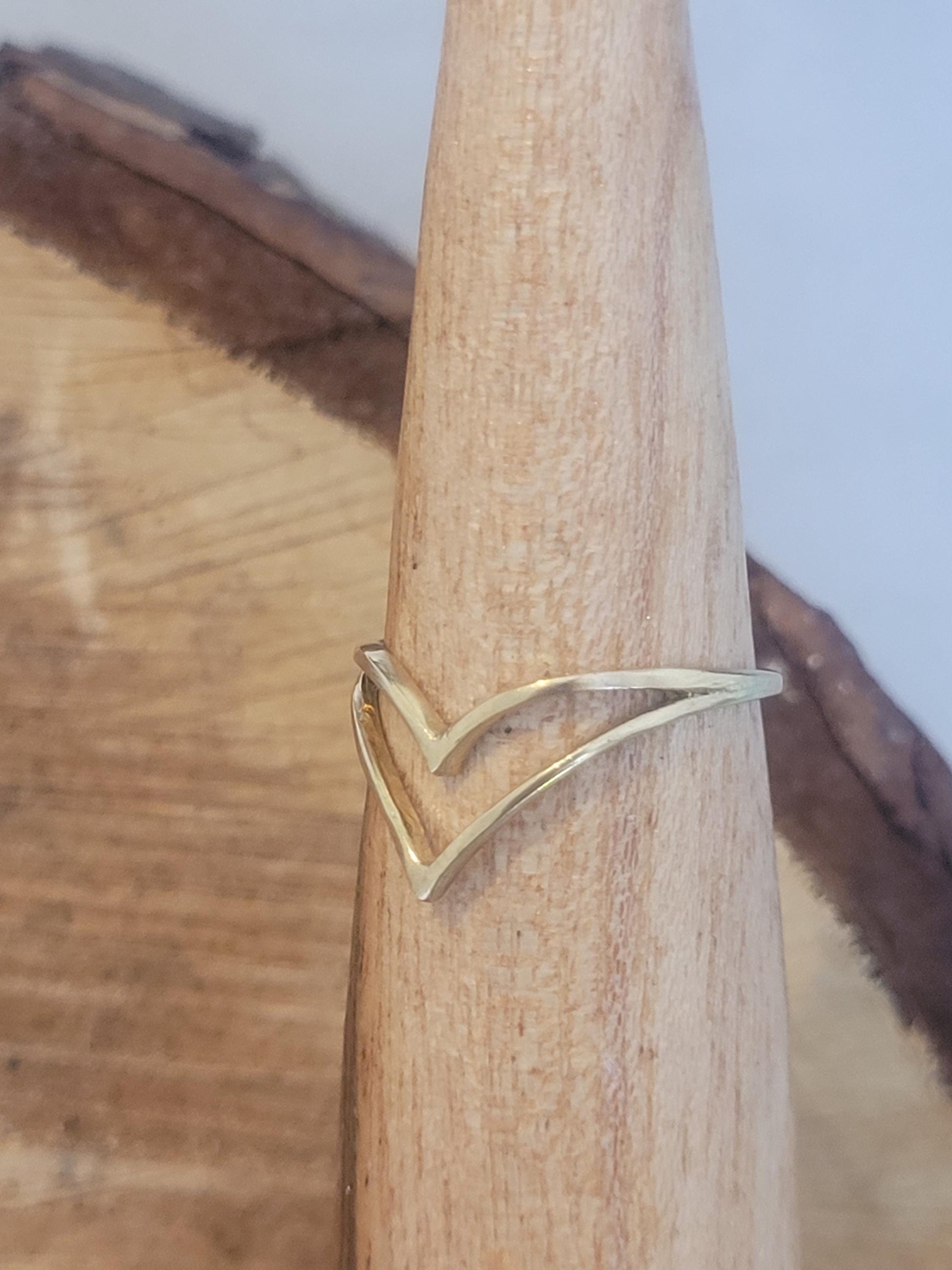 Simple golden ring / Classic ring / Gift / Timeless / Minimal / Minimalist / Pretty / Everyday wear / Point ring / Thumb ring / brass