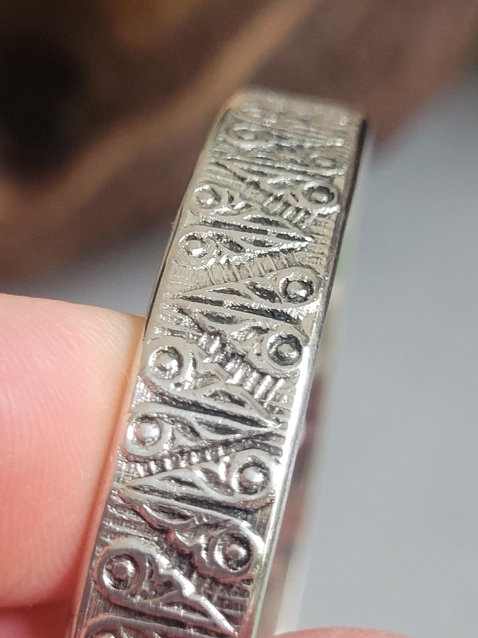 Silver bracelet / Detailed bracelet / Bangle Cuff / Simple / Minimal / Minimalist jewellery / Gift / Ethnic / Unisex bracelet / Band