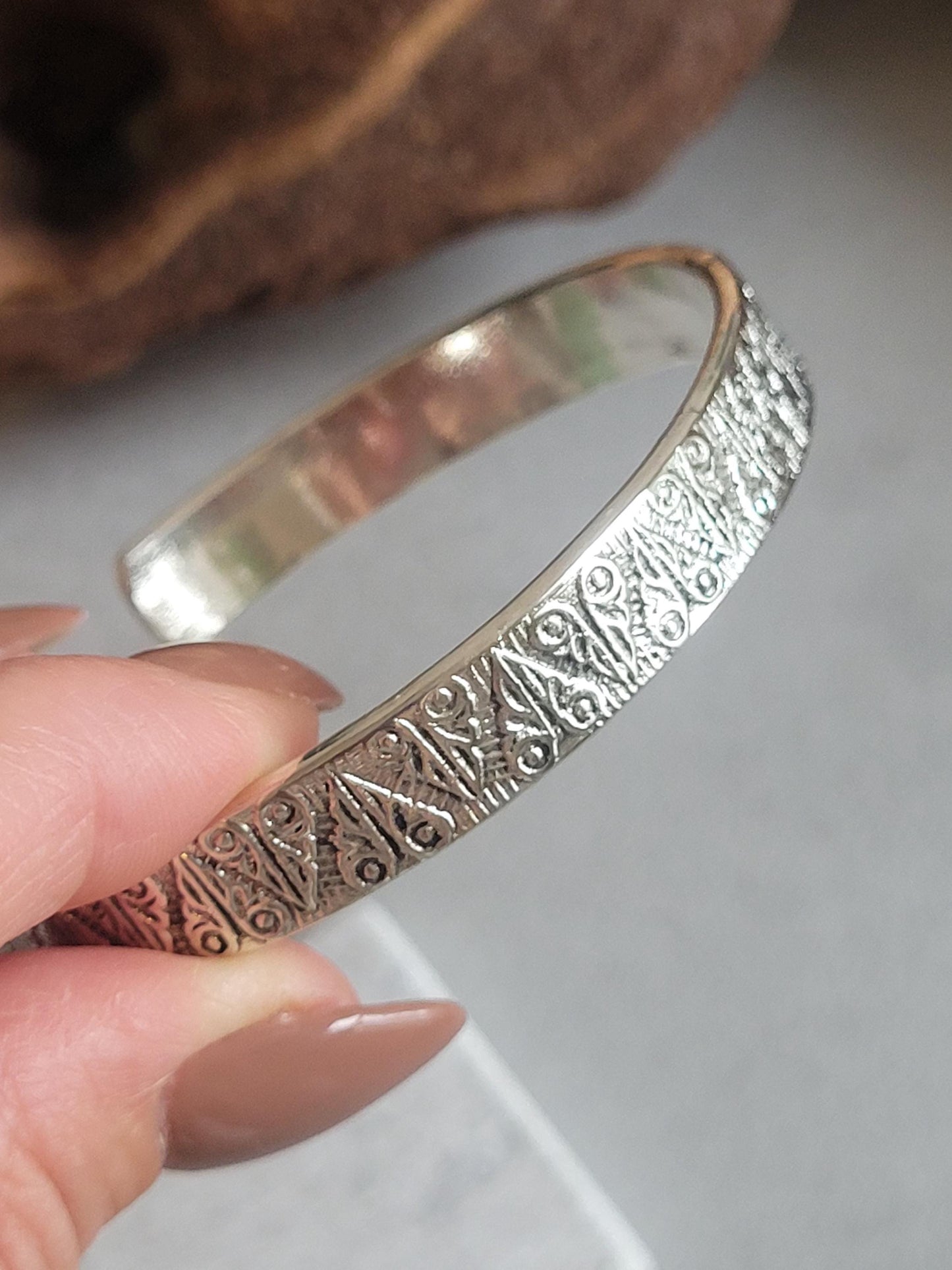 Silver bracelet / Detailed bracelet / Bangle Cuff / Simple / Minimal / Minimalist jewellery / Gift / Ethnic / Unisex bracelet / Band