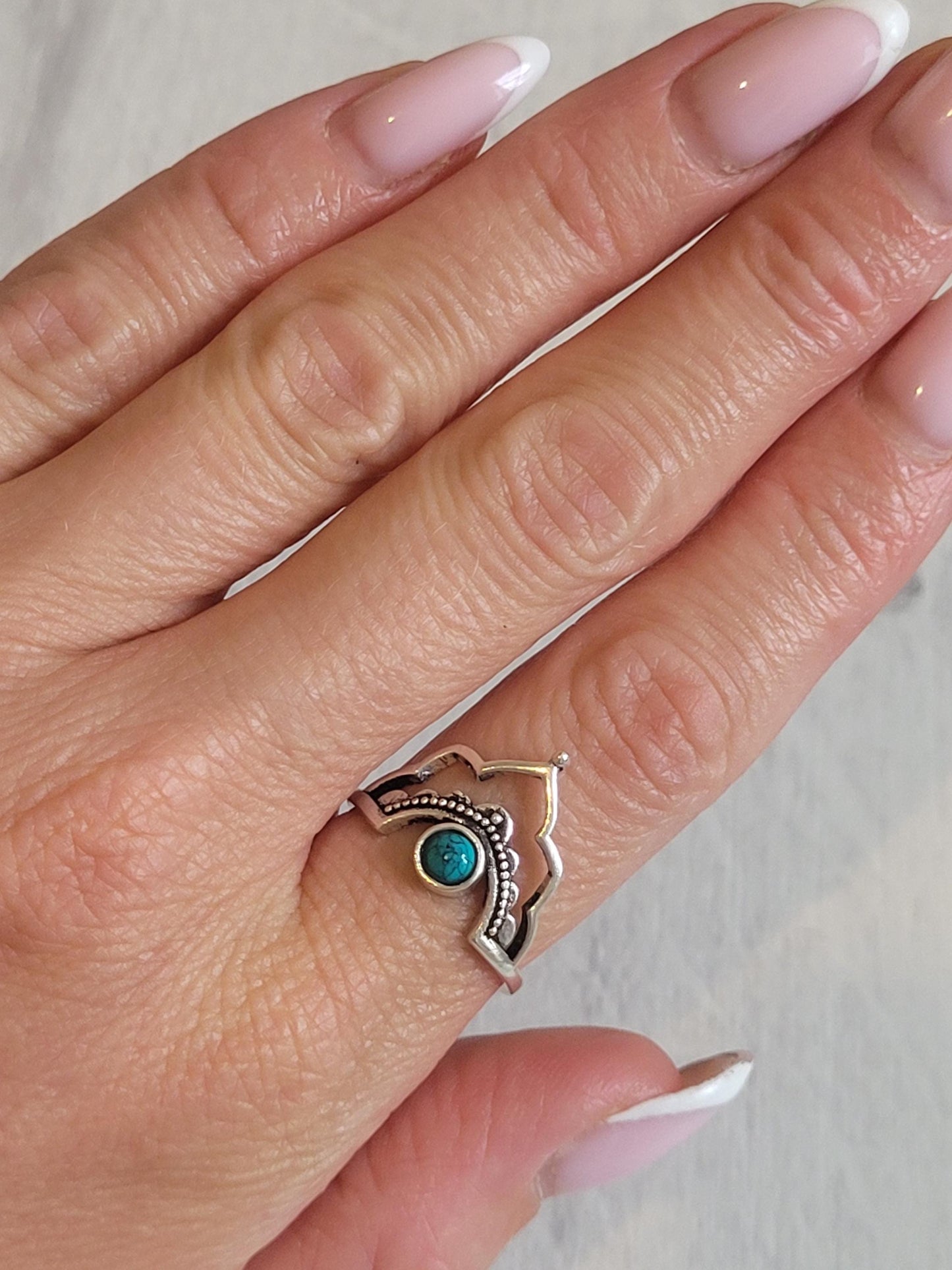 Silver detailed ring / Point ring / Elegant / Minimal / Minimalist / Gift / Ethnic jewellery
