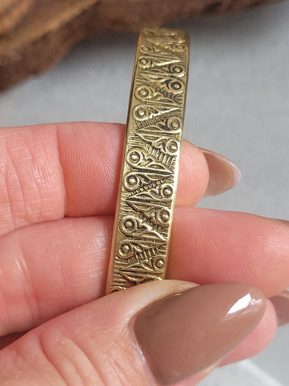 Brass bracelet / Detailed bracelet / Bangle Cuff / Simple / Minimal / Minimalist jewellery / Gift / Ethnic