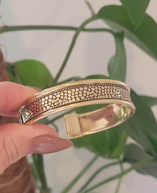 Brass bracelet / Detailed bracelet / Bangle Cuff / Simple / Minimal / Minimalist jewellery / Gift / Ethnic /