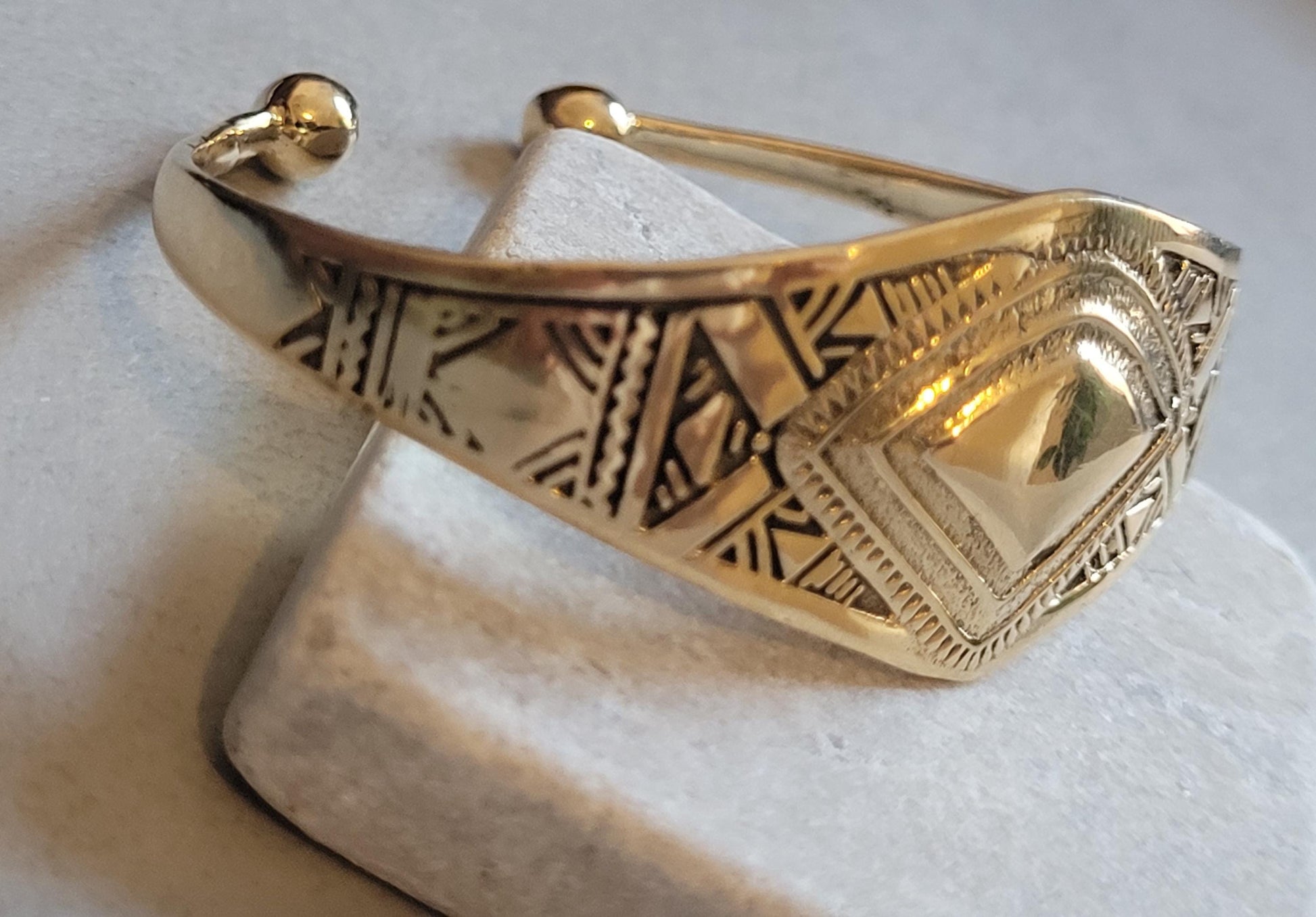 Gold detailed bracelet / Traditional / Intricate patterns / Cuff / Unique / Bracelet / Tribal / Ethnic / Jewellery / Brass