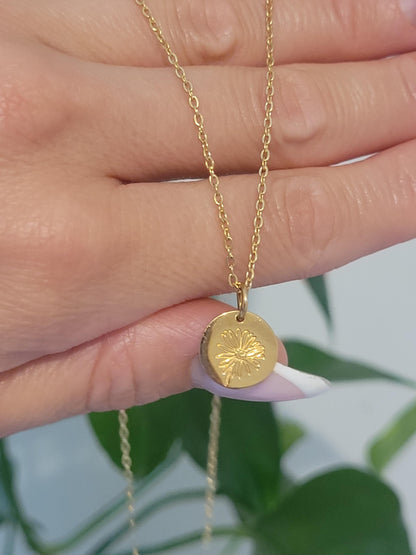 Simple Golden necklace / 18k gold / Minimal / Minimalist / Layer necklace / Gold / Golden/ Gift / Cute / Pretty