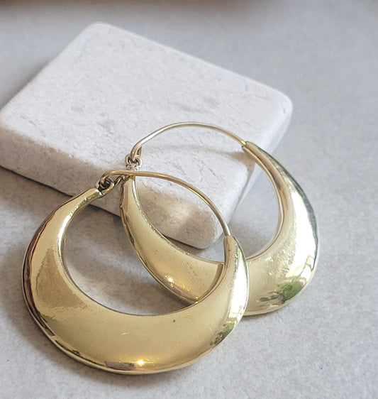 Chunky Brass Hoop Earrings: Lightweight Boho Style
