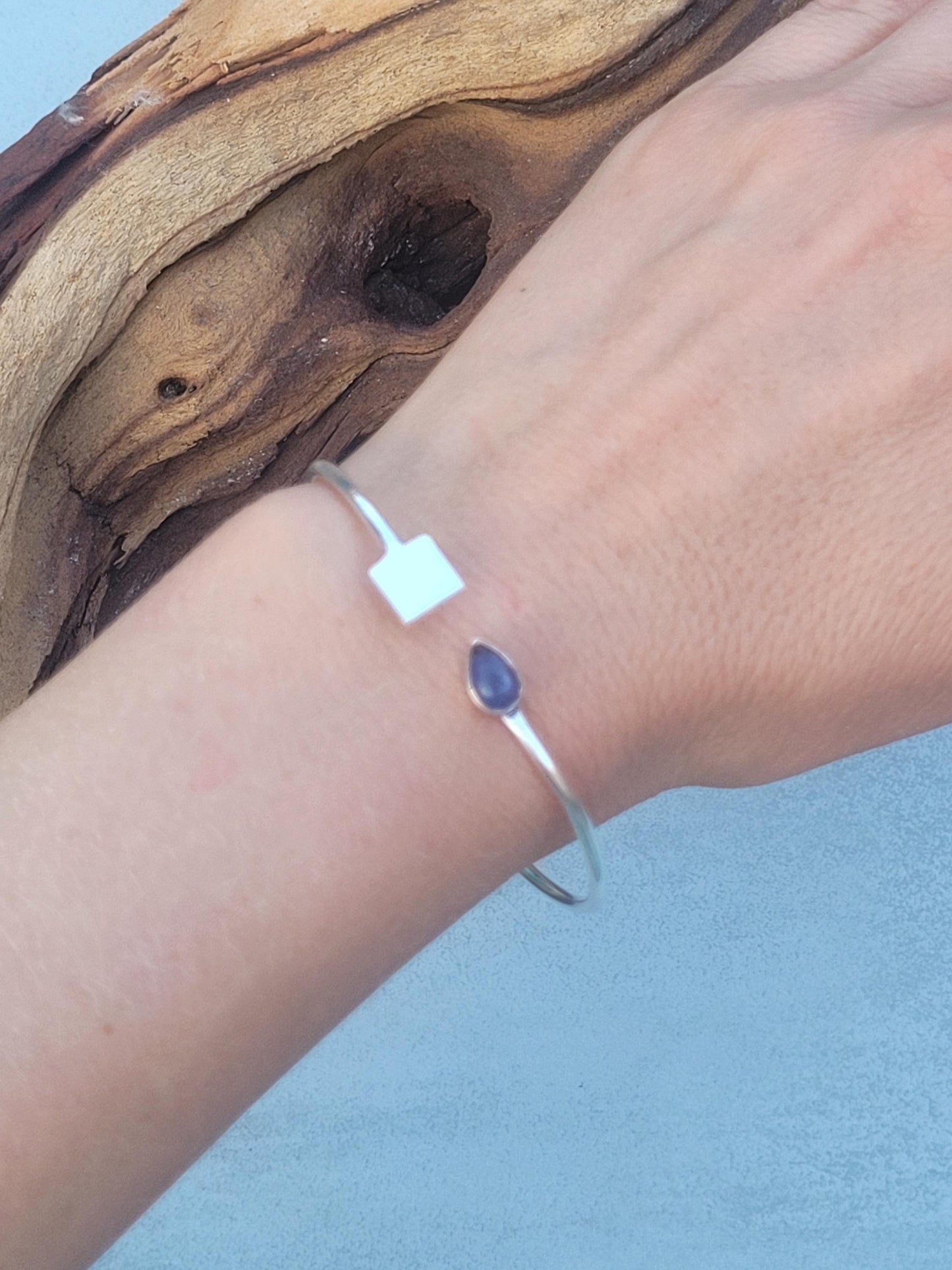 Silver bangle / Simple bracelet / Minimal / Minimalist / Elegant / Adjustable / Gift / Silver jewellery / Boho