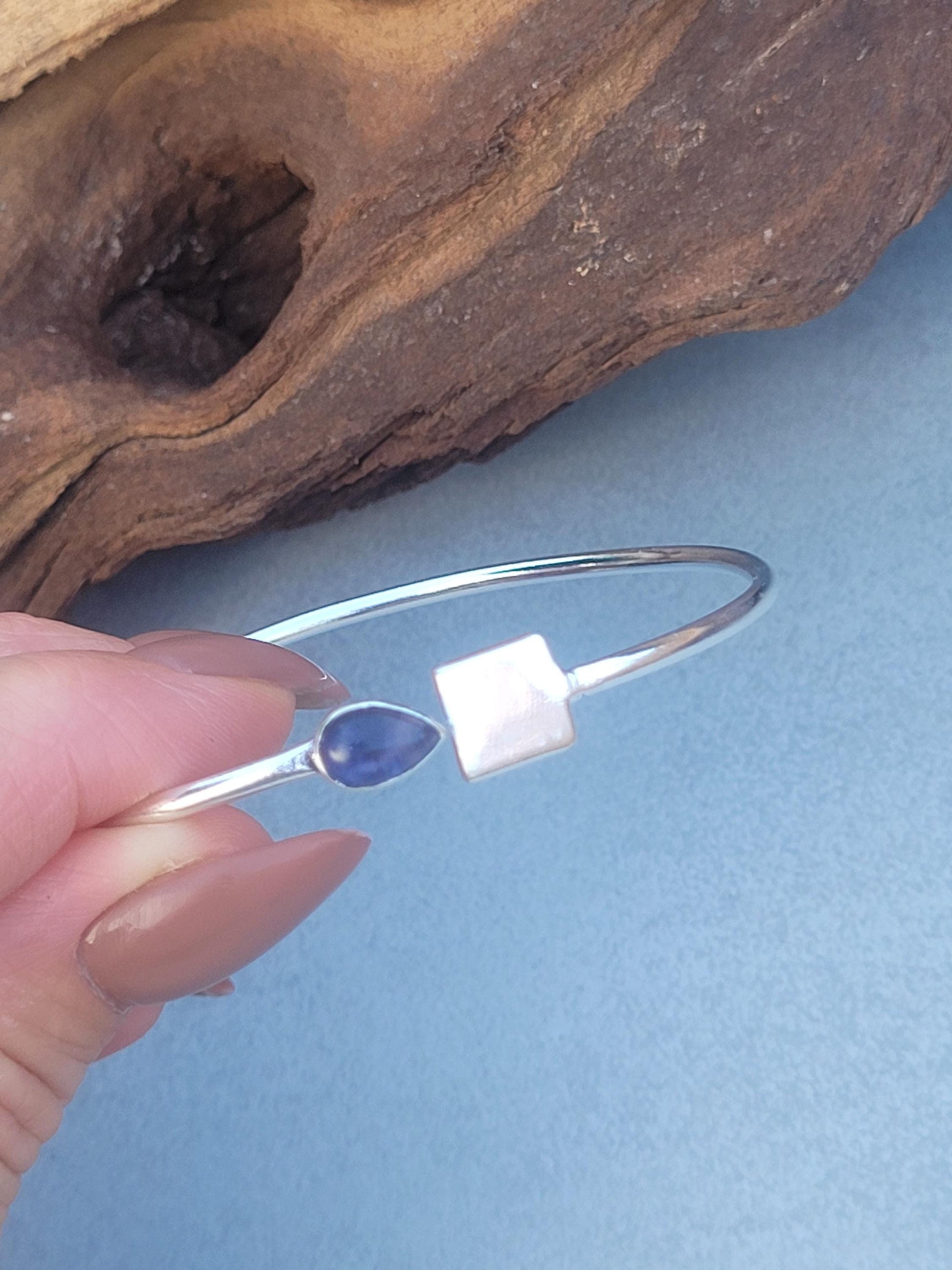 Silver bangle / Simple bracelet / Minimal / Minimalist / Elegant / Adjustable / Gift / Silver jewellery / Boho