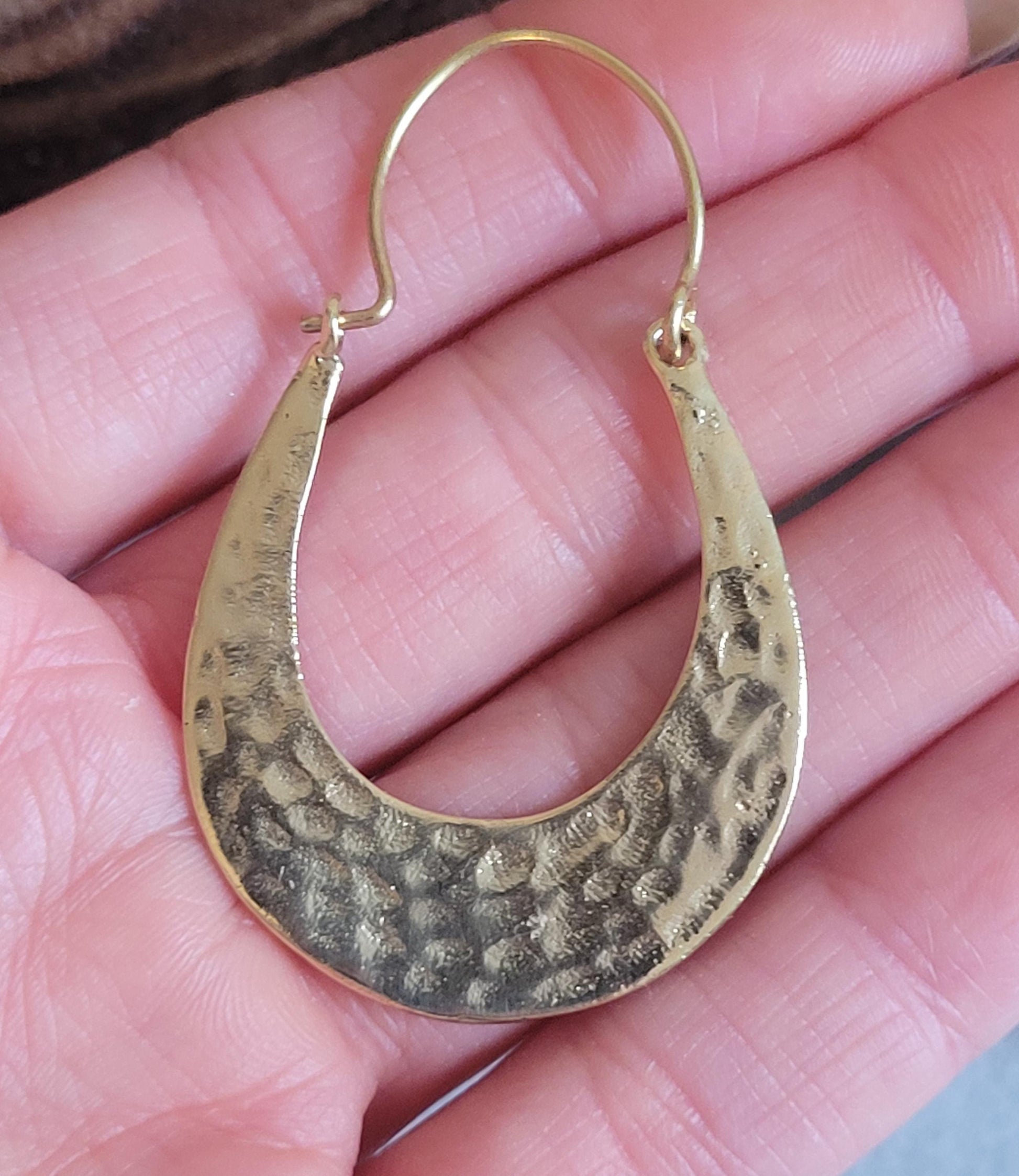 Hammered Brass Hoop Earrings: Lightweight Boho Chic Jewelry