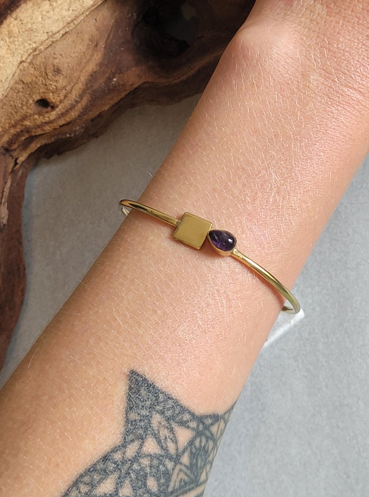 Golden bangle / Simple bracelet / Minimal / Minimalist / Elegant / Adjustable / Gift / Silver jewellery / Boho / Brass/ Gold