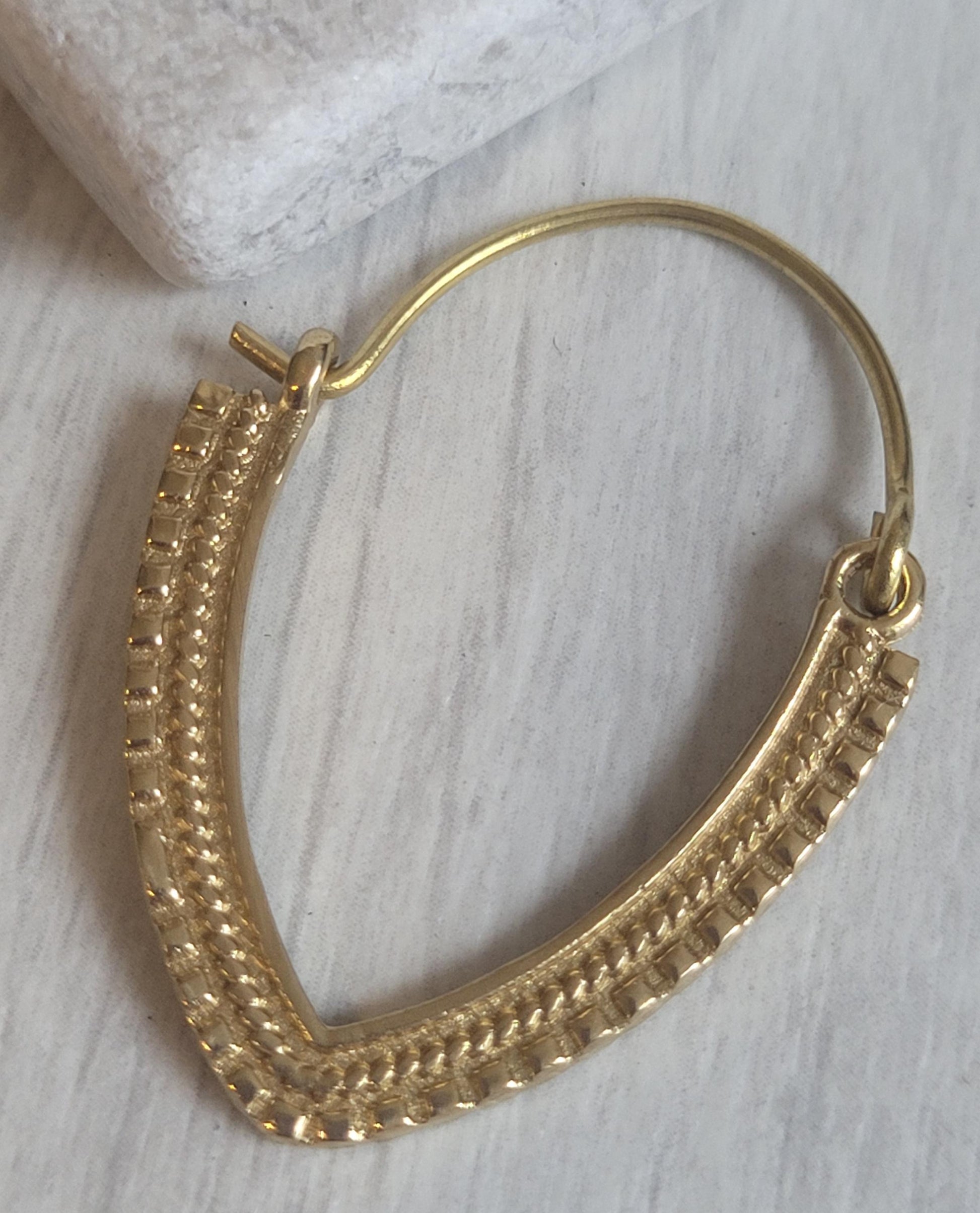 Dainty Detailed Hoops: Minimalist Bohemian Earrings / Everyday jewellery