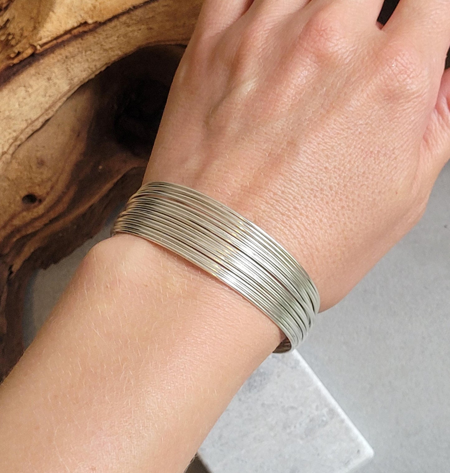 Silver bracelet / Detailed bracelet / Bangle Cuff / Simple / Minimal / Minimalist jewellery / Gift / Ethnic