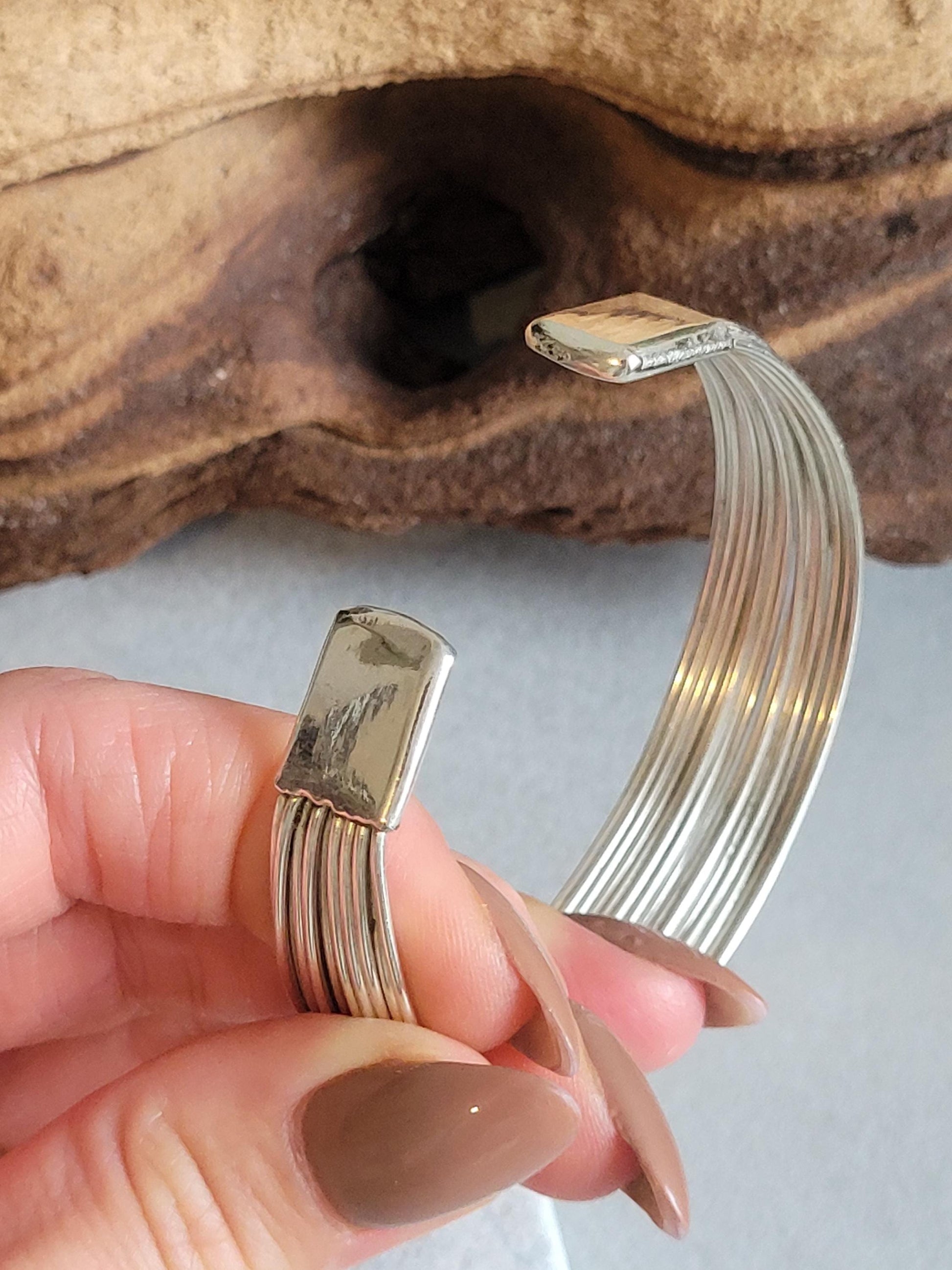 Silver bracelet / Detailed bracelet / Bangle Cuff / Simple / Minimal / Minimalist jewellery / Gift / Ethnic