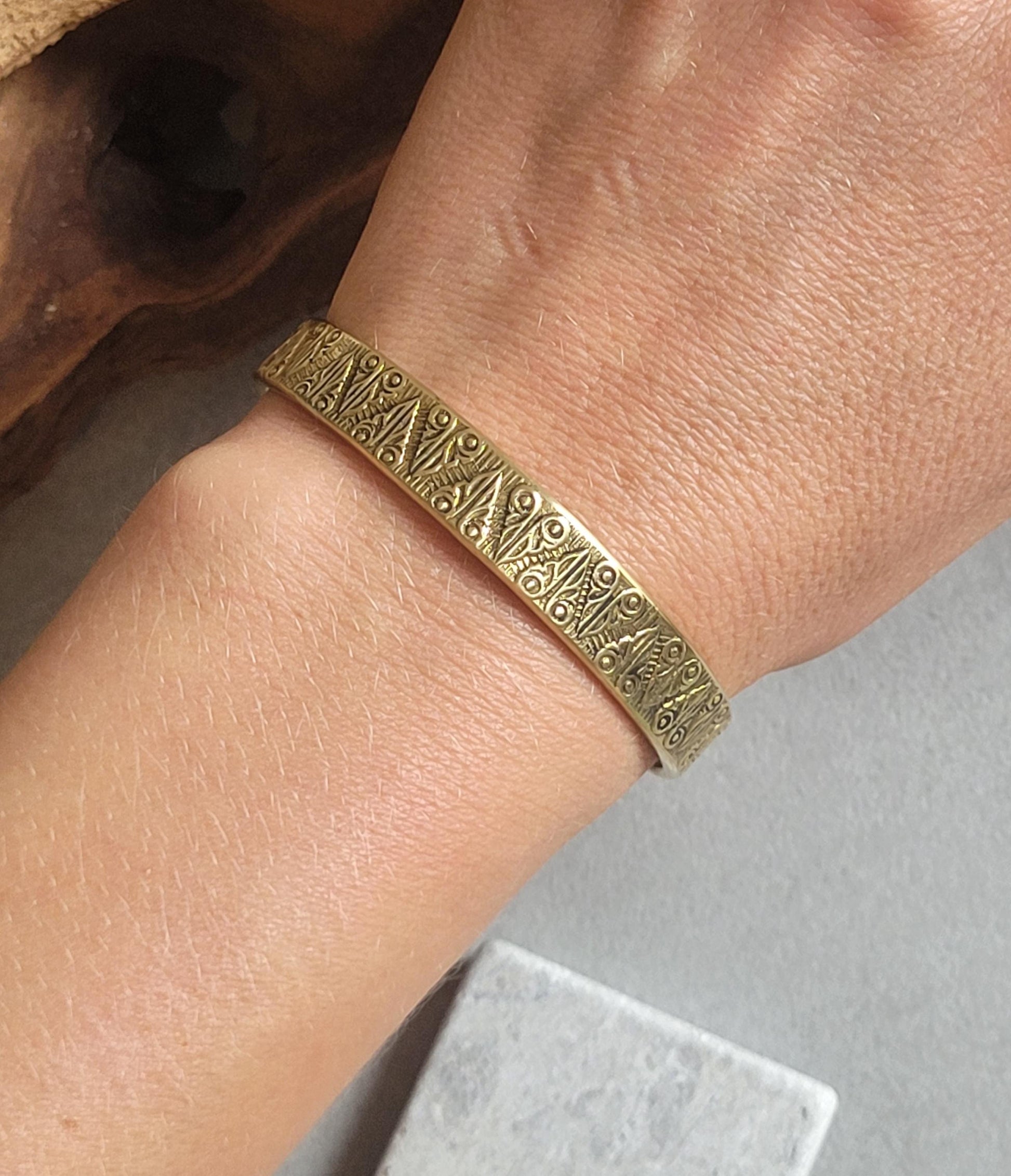 Brass bracelet / Detailed bracelet / Bangle Cuff / Simple / Minimal / Minimalist jewellery / Gift / Ethnic