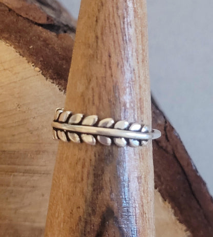 Silver Feather Ring: Dainty Leaf Jewelry, Nature Inspired