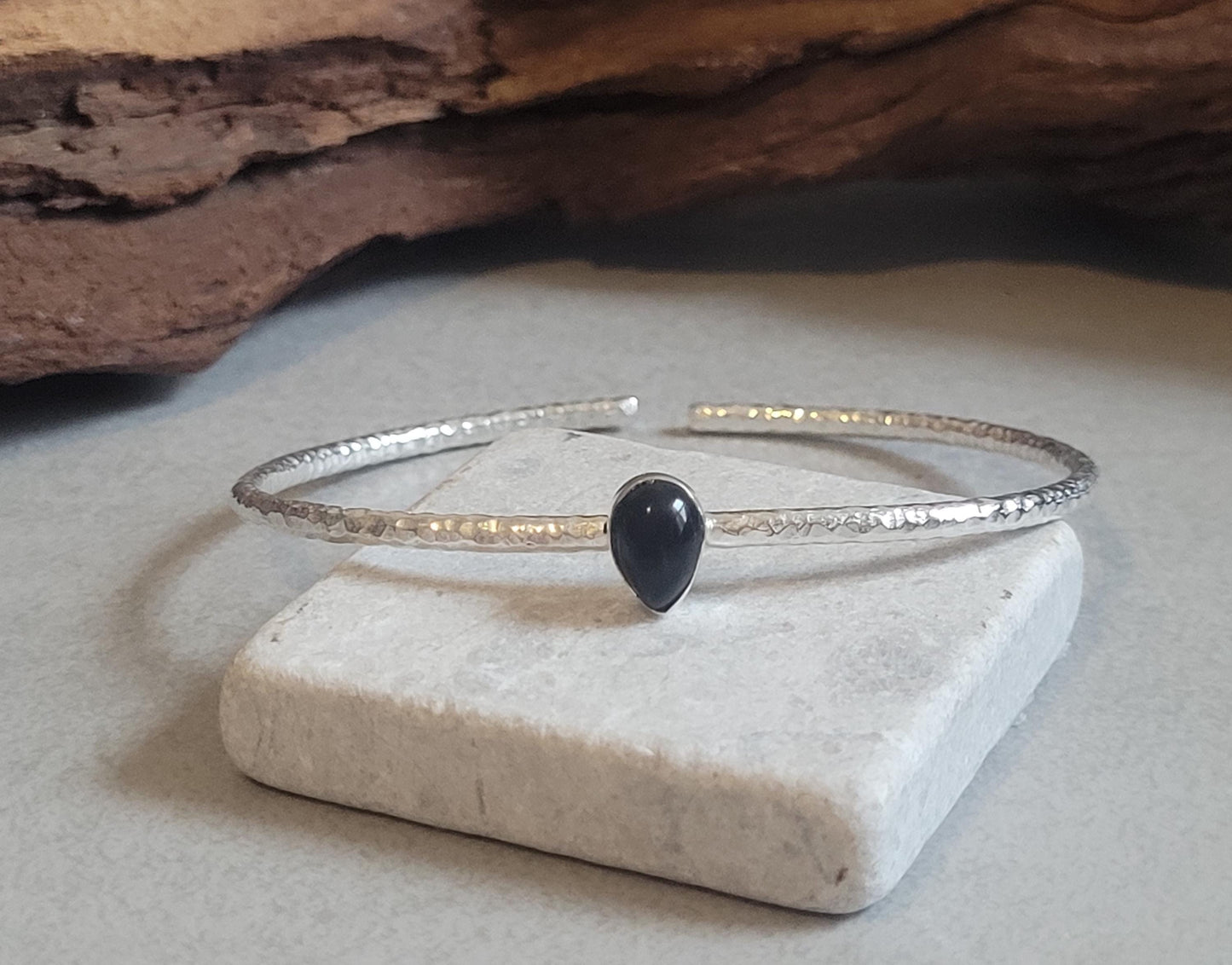 Silver bangle / Silver bracelet / Bracelet / Silver / Cute/ Boho / Minimal / Minimalist / Minimal / Elegant / Stackable