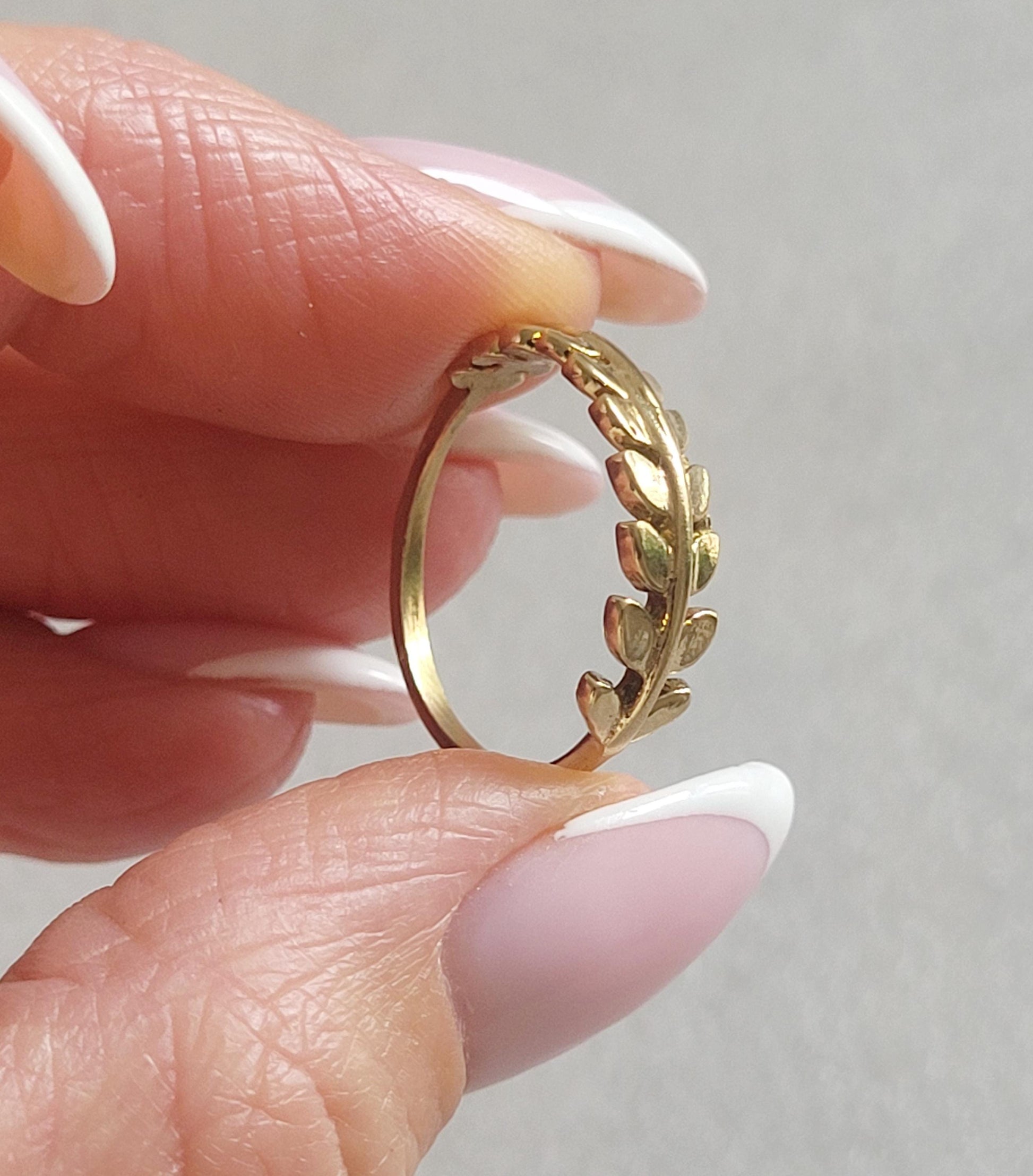 Gold Feather Ring: Minimalist Brass Leaf Jewelry