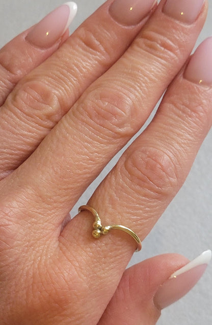 Minimalist Brass Point Ring: Elegant Dainty Jewelry