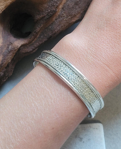 Detailed Silver Cuff Bracelet: Adjustable Ethnic Bangle