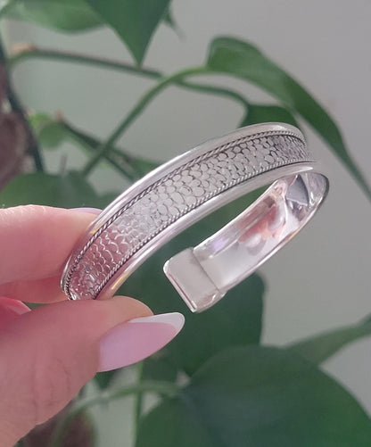 Detailed Silver Cuff Bracelet: Adjustable Ethnic Bangle