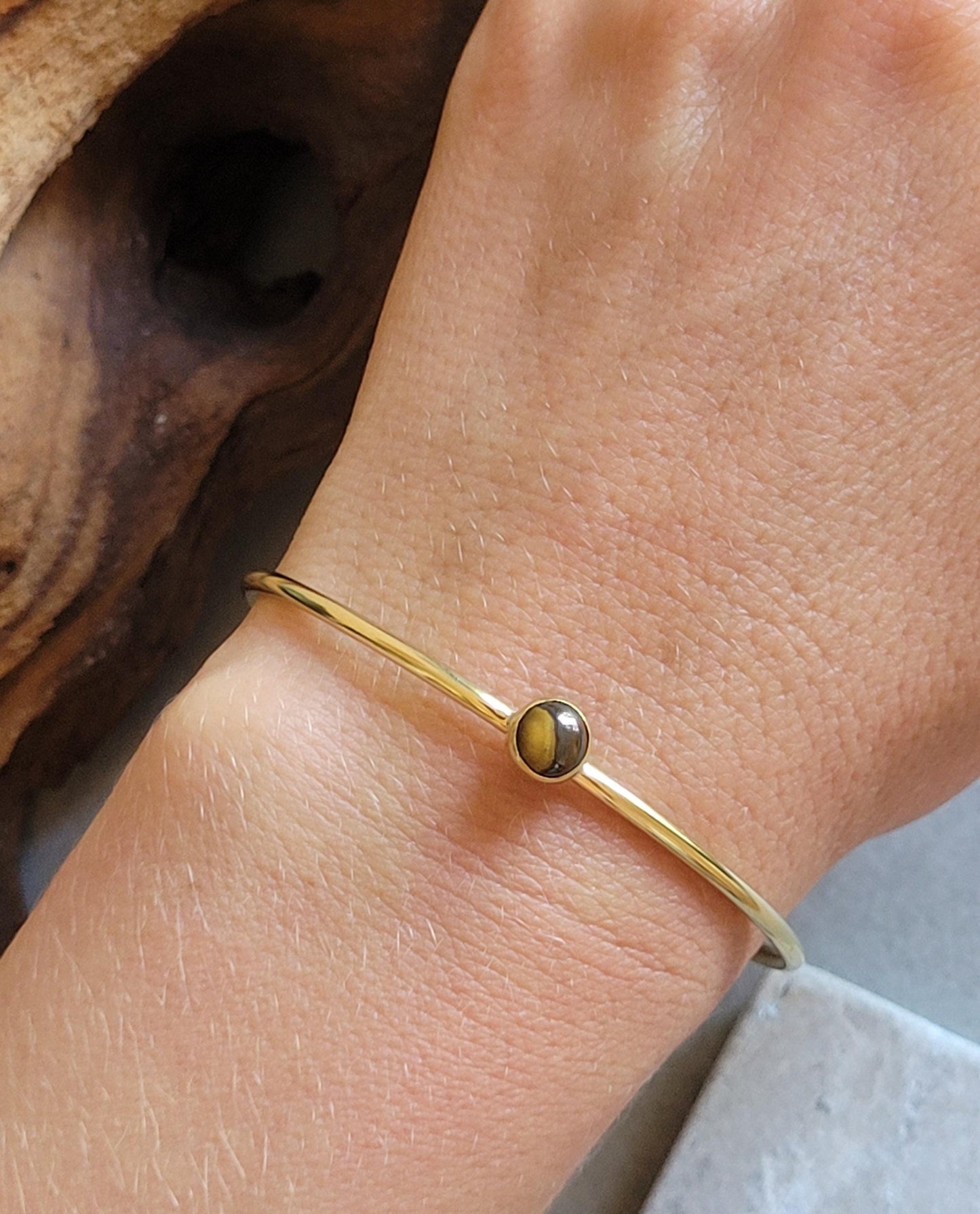 Brass bangle / Gold bracelet / Bracelet / Golden / Brass / Boho / Minimal / Minimalist / Minimal / Elegant / Stackable