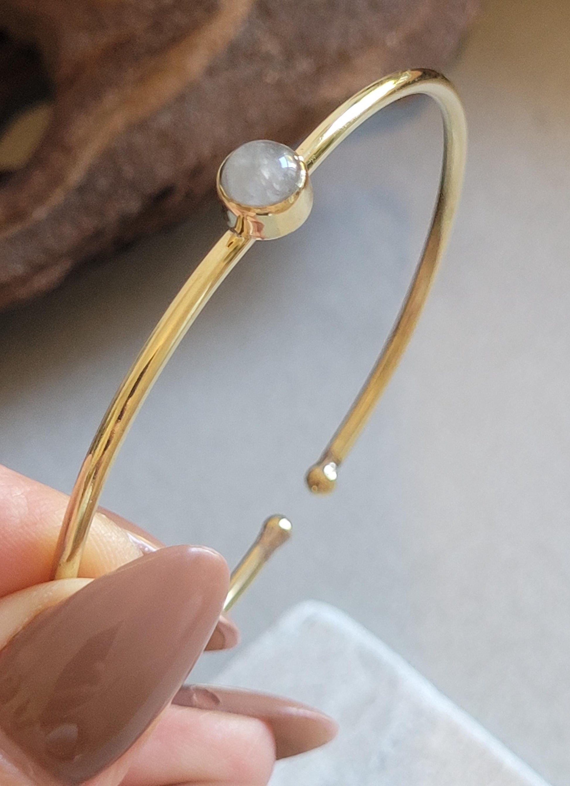Brass bangle / Gold bracelet / Bracelet / Golden / Brass / Boho / Minimal / Minimalist / Minimal / Elegant / Stackable