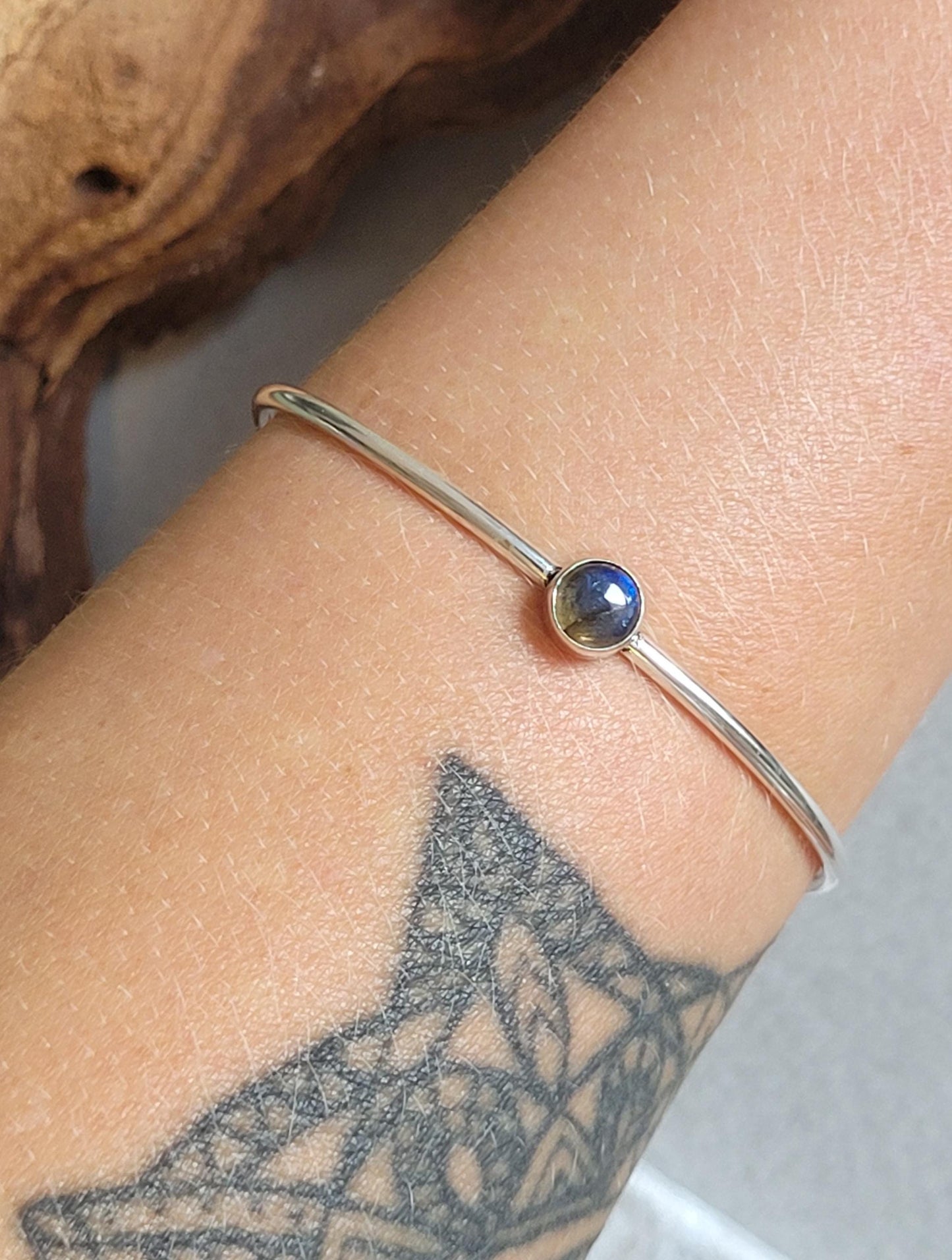 Silver bangle /Cute bracelet / Bracelet / Gift idea / Boho / Minimal / Minimalist / Minimal / Elegant / Stackable
