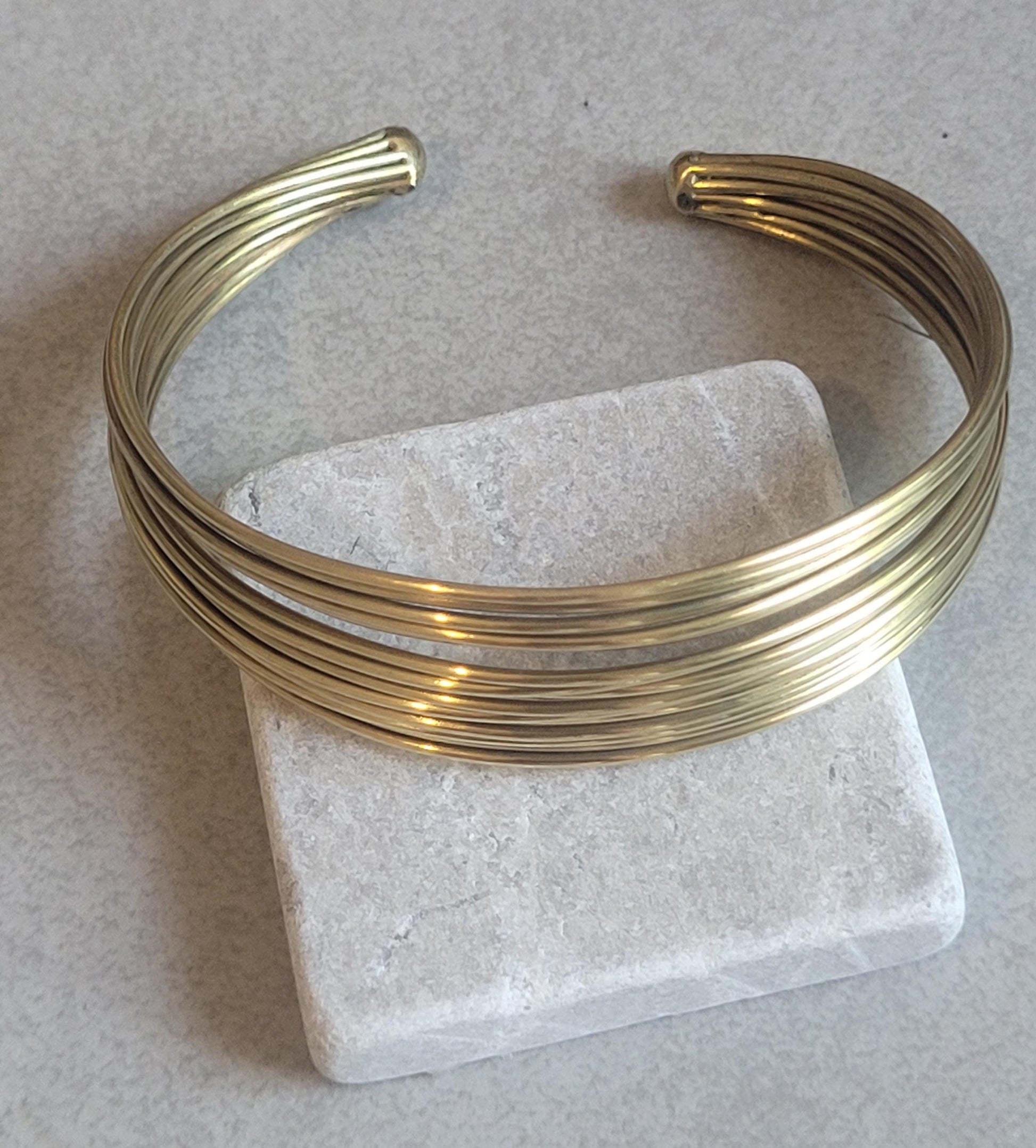 Brass bracelet / Detailed bracelet / Bangle Cuff / Simple / Minimal / Minimalist jewellery / Gift / Ethnic