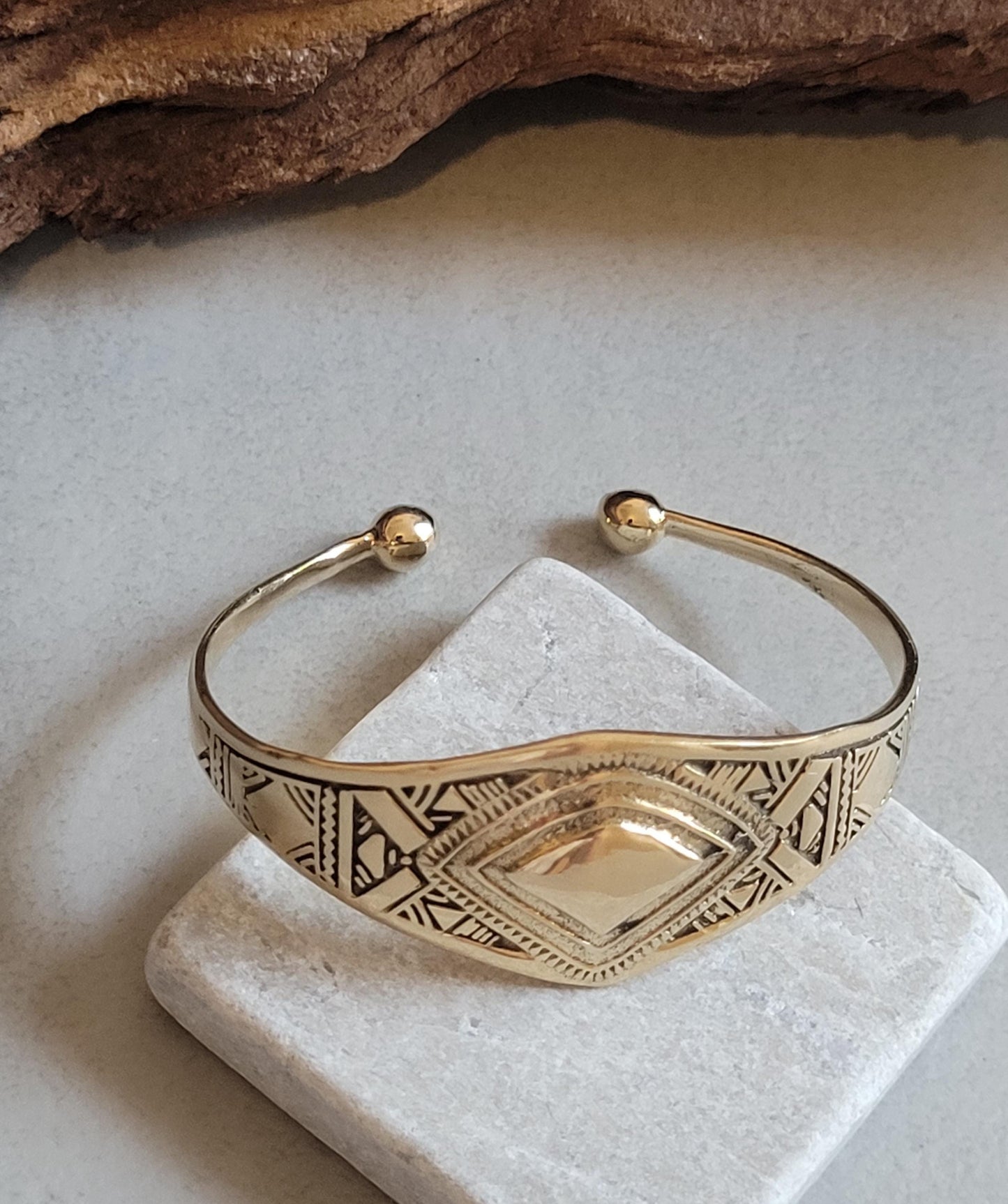 Gold detailed bracelet / Traditional / Intricate patterns / Cuff / Unique / Bracelet / Tribal / Ethnic / Jewellery / Brass