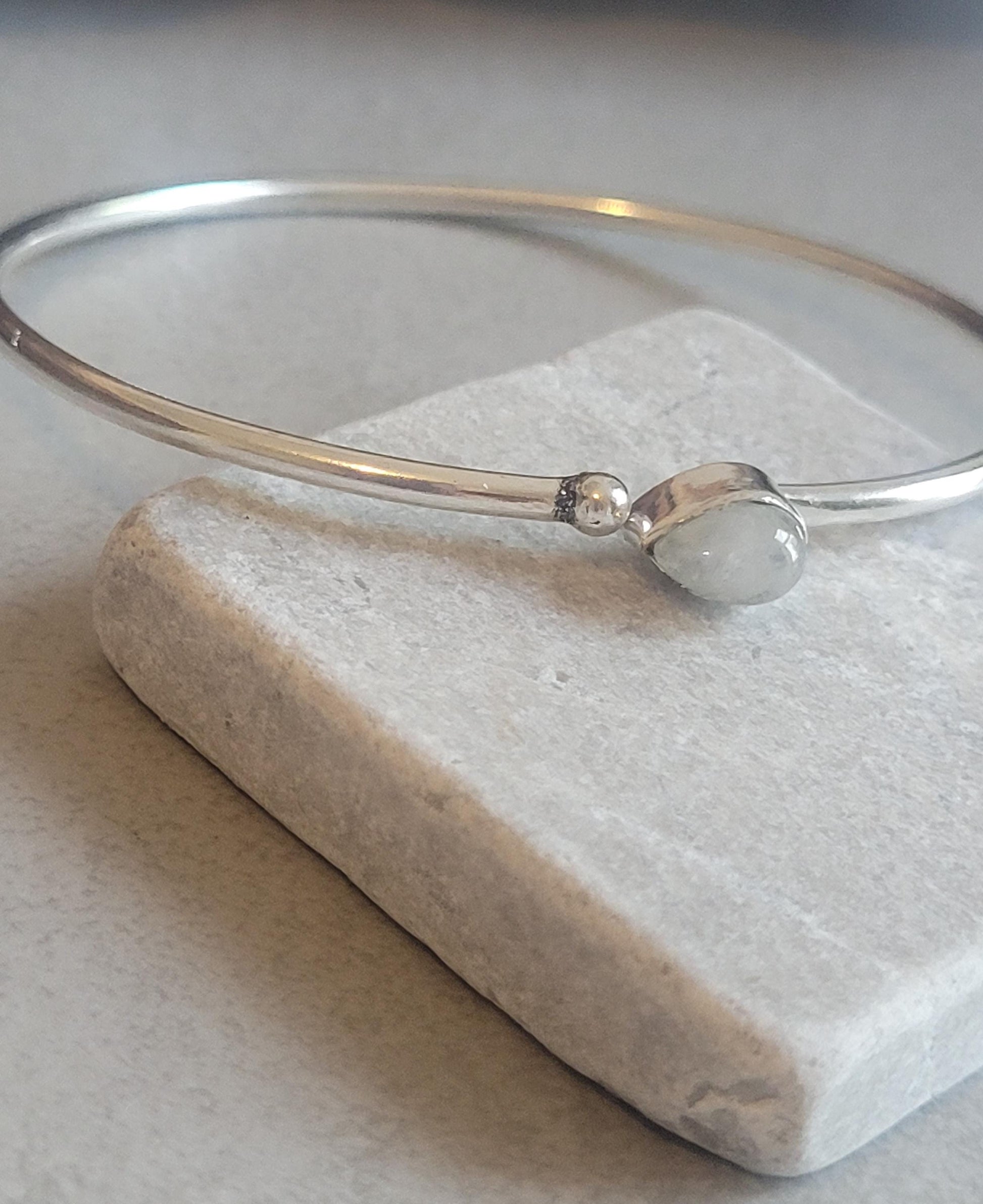 Silver bangle / Silver bracelet / Bracelet / Silver / Cute/ Boho / Minimal / Minimalist / Minimal / Elegant / Stackable