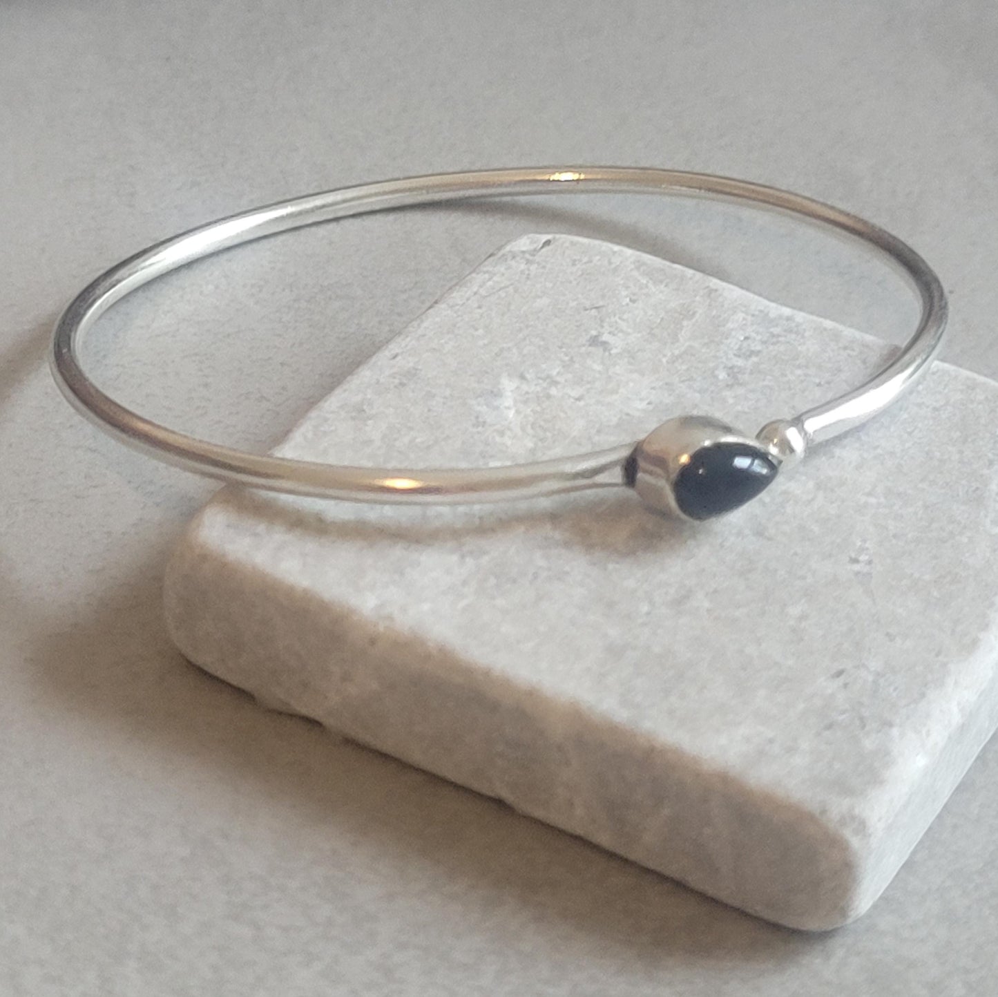 Silver bangle / Silver bracelet / Bracelet / Silver / Cute/ Boho / Minimal / Minimalist / Minimal / Elegant / Stackable