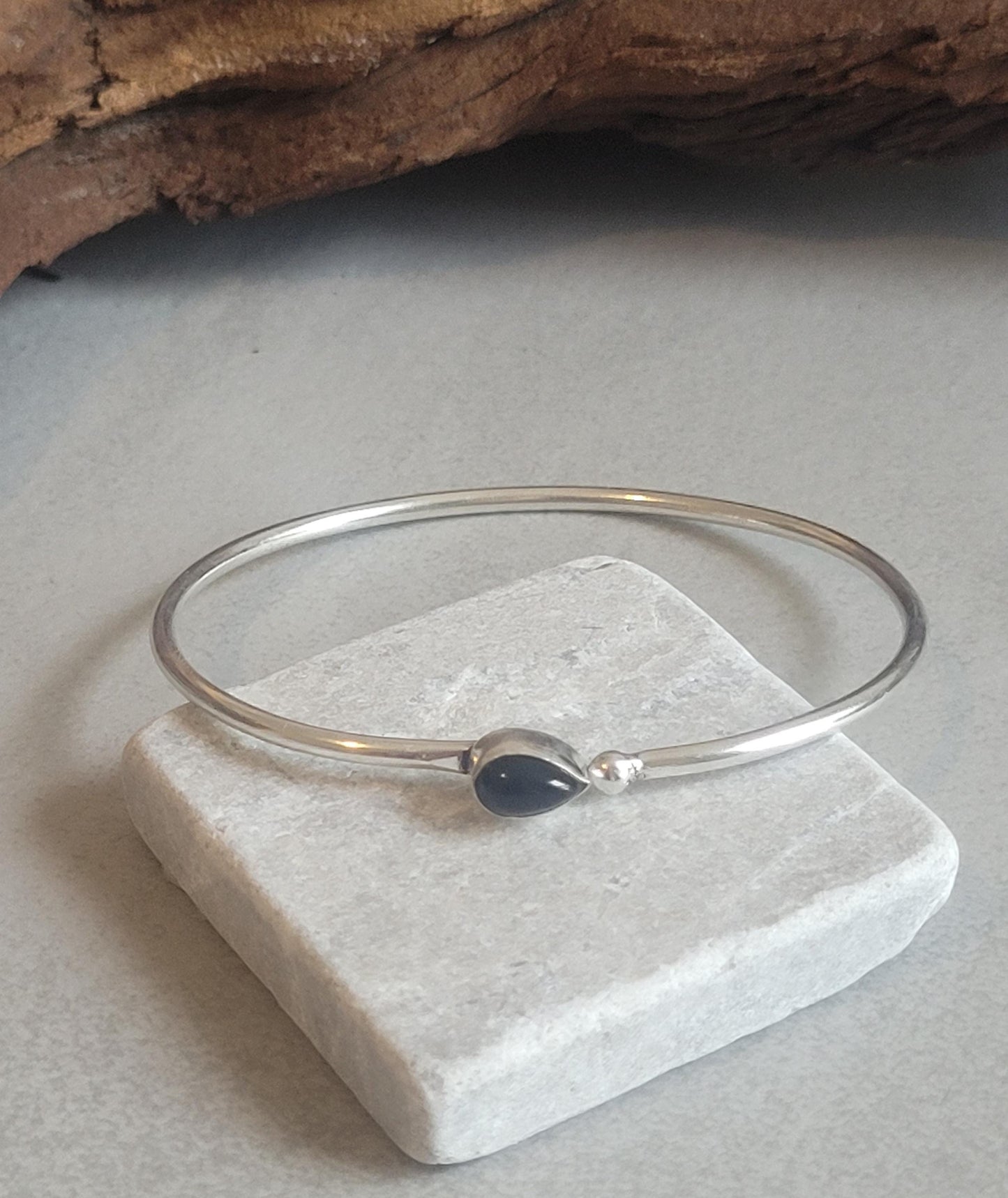 Silver bangle / Silver bracelet / Bracelet / Silver / Cute/ Boho / Minimal / Minimalist / Minimal / Elegant / Stackable