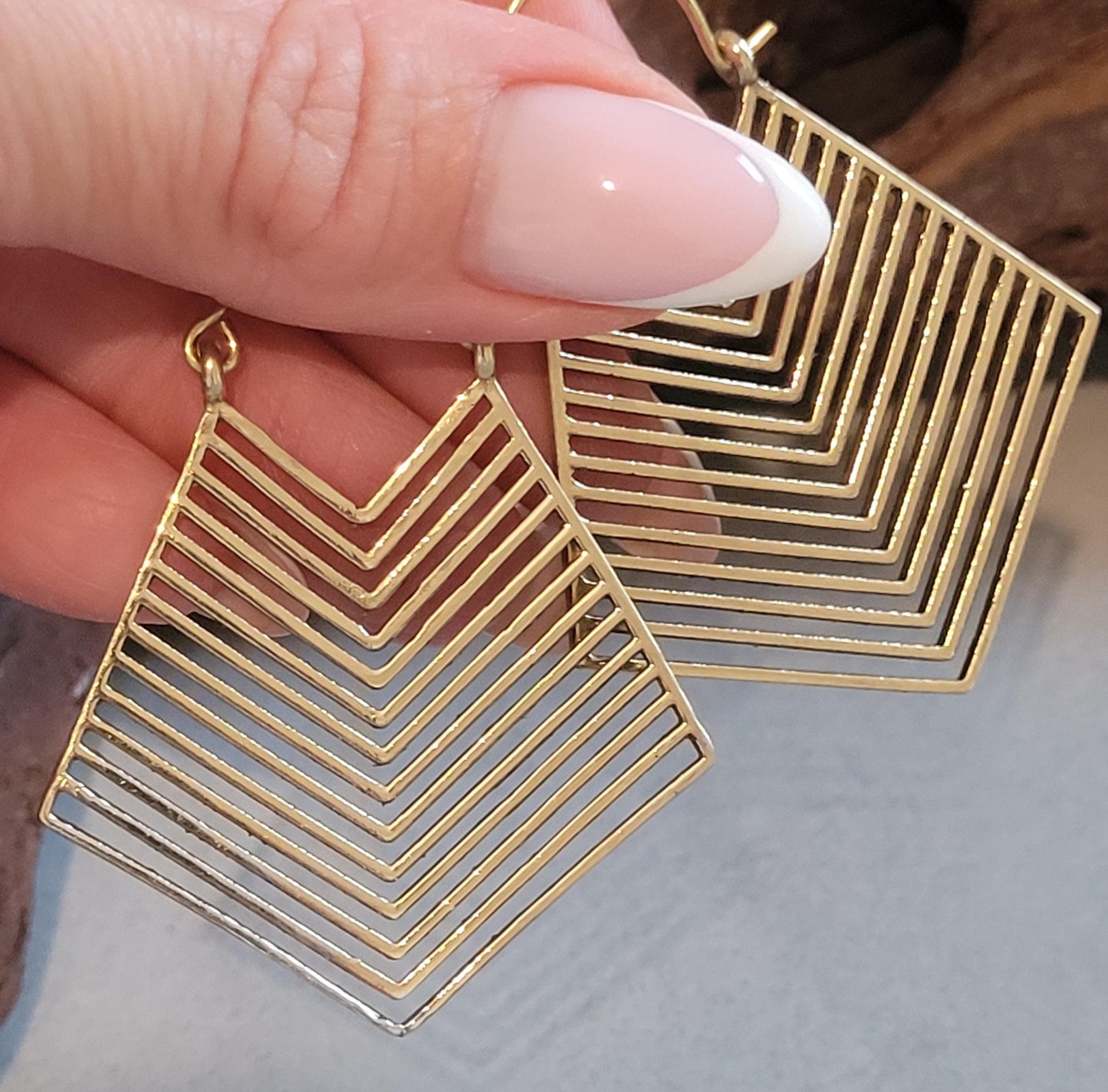 Golden detailed earrings / Art deco style / Aztex jewellery / Gift / Brass earrings / Tribal style / Bohemian jewellery