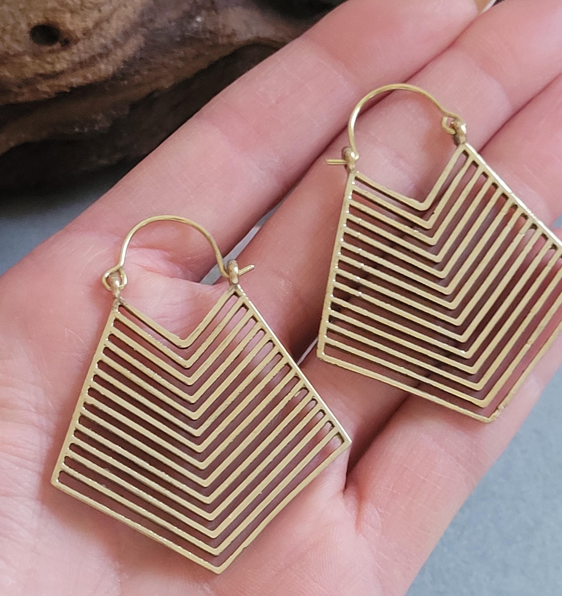 Golden detailed earrings / Art deco style / Aztex jewellery / Gift / Brass earrings / Tribal style / Bohemian jewellery