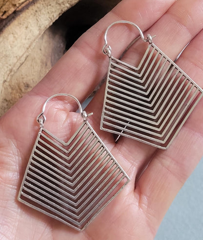 Silver detailed earrings / Art deco style / Aztex jewellery / Gift / Silver earrings / Tribal style / Bohemian jewellery