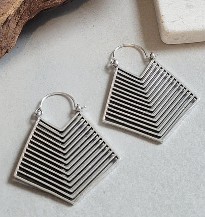 Silver detailed earrings / Art deco style / Aztex jewellery / Gift / Silver earrings / Tribal style / Bohemian jewellery