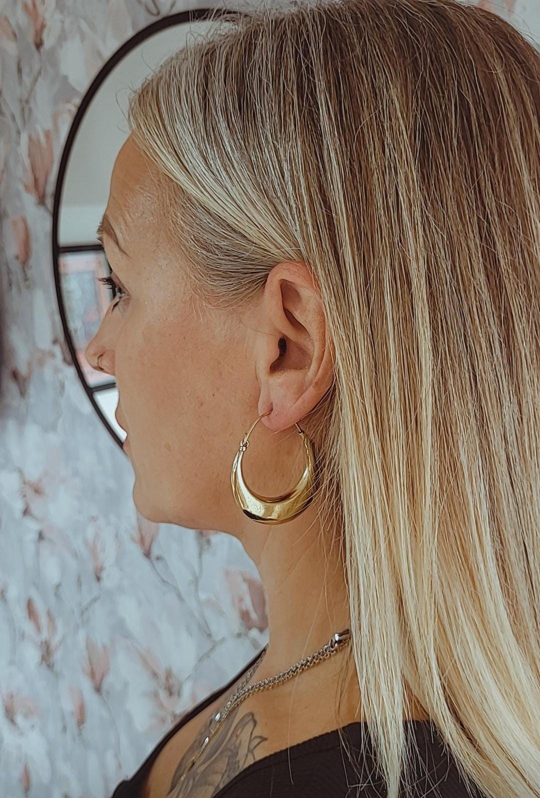 Chunky Brass Hoop Earrings: Lightweight Boho Style