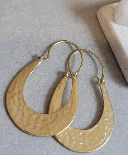Hammered Brass Hoop Earrings: Lightweight Boho Chic Jewelry