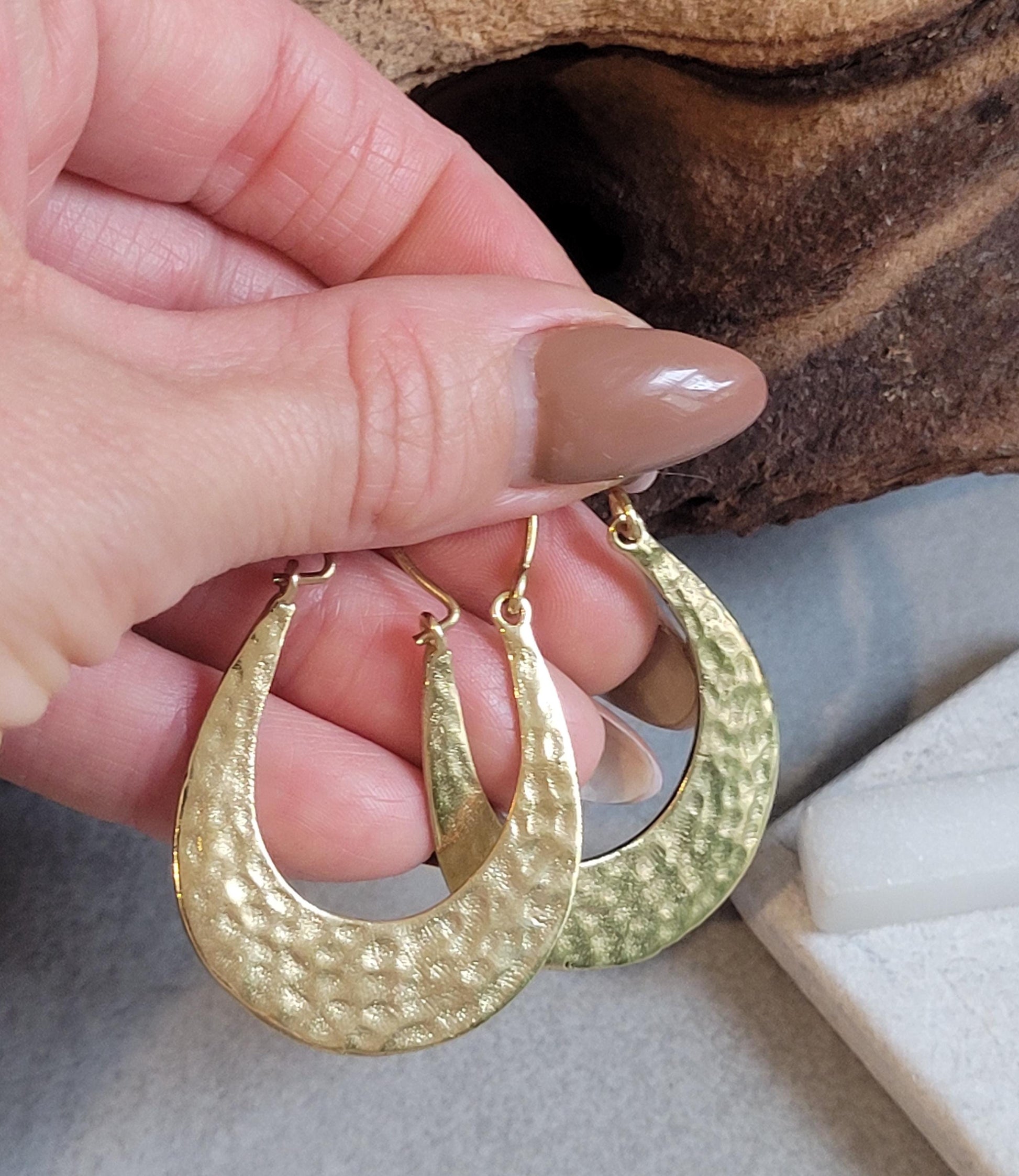 Hammered Brass Hoop Earrings: Lightweight Boho Chic Jewelry