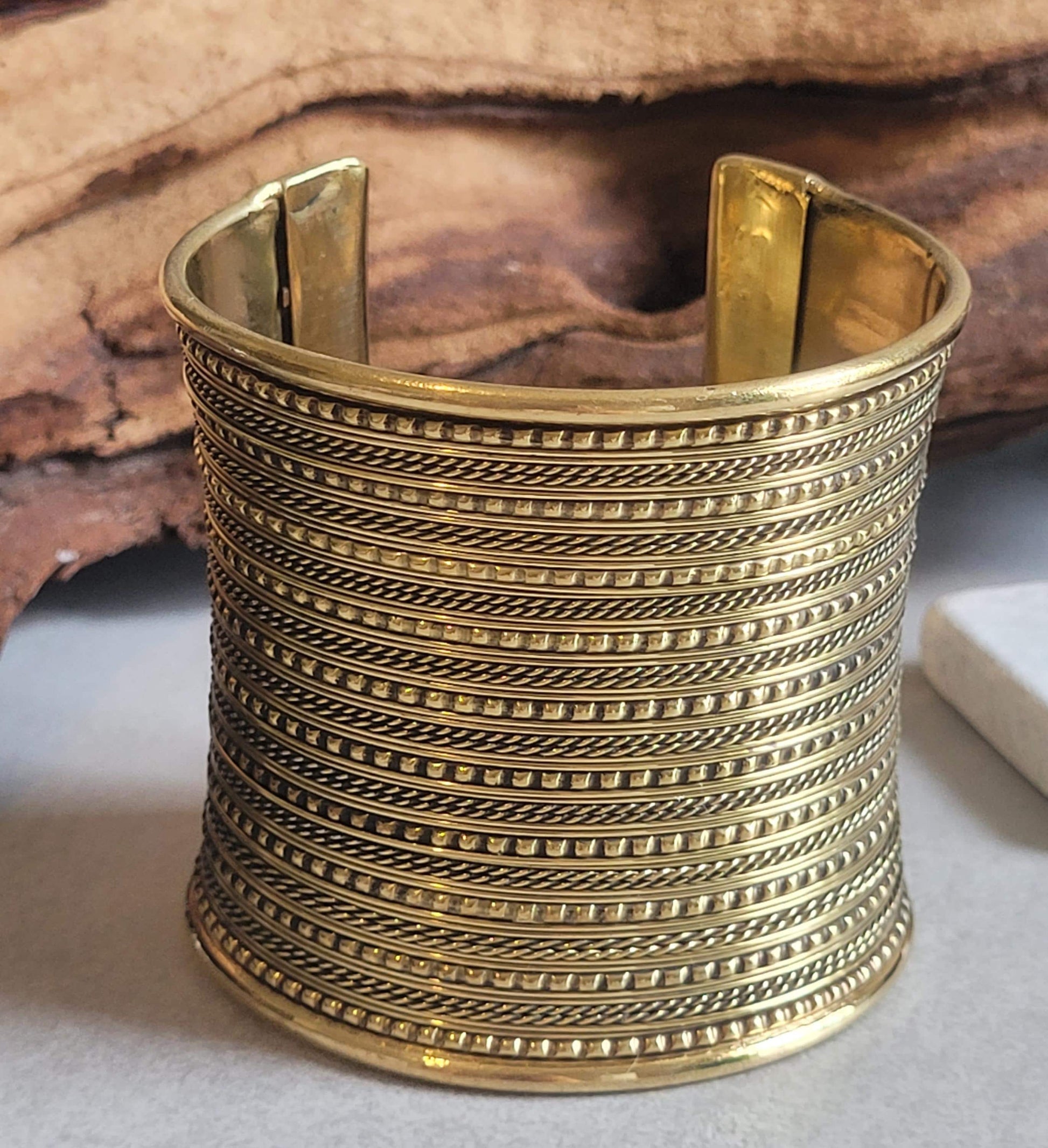Brass cuff bracelet / Detailed jewellery / Statement piece / Ethnic style / Bohemian jewellery / Boho chic / Unique Gift ideas