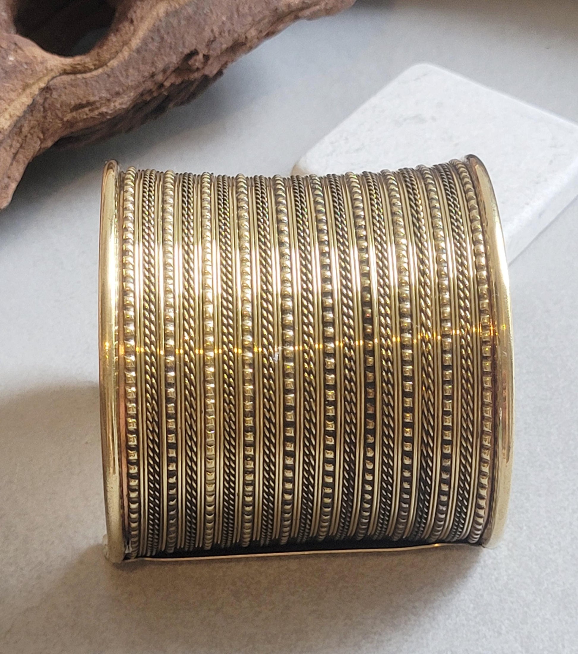 Brass cuff bracelet / Detailed jewellery / Statement piece / Ethnic style / Bohemian jewellery / Boho chic / Unique Gift ideas