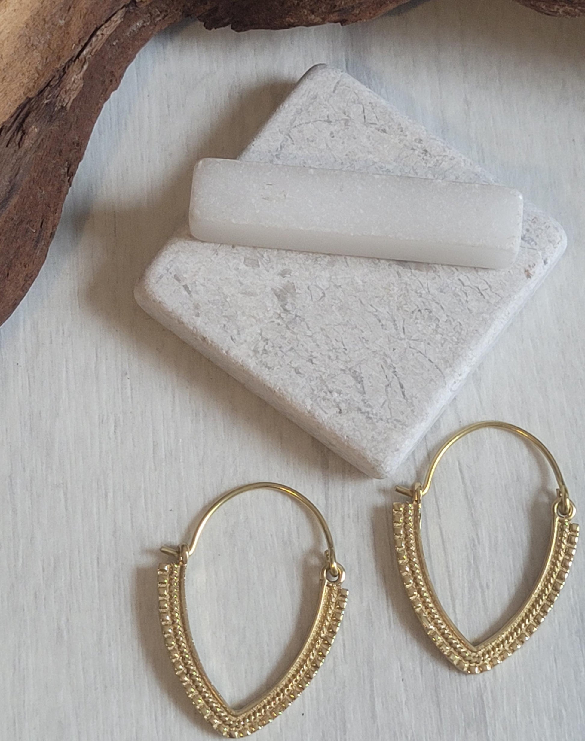 Dainty Detailed Hoops: Minimalist Bohemian Earrings / Everyday jewellery